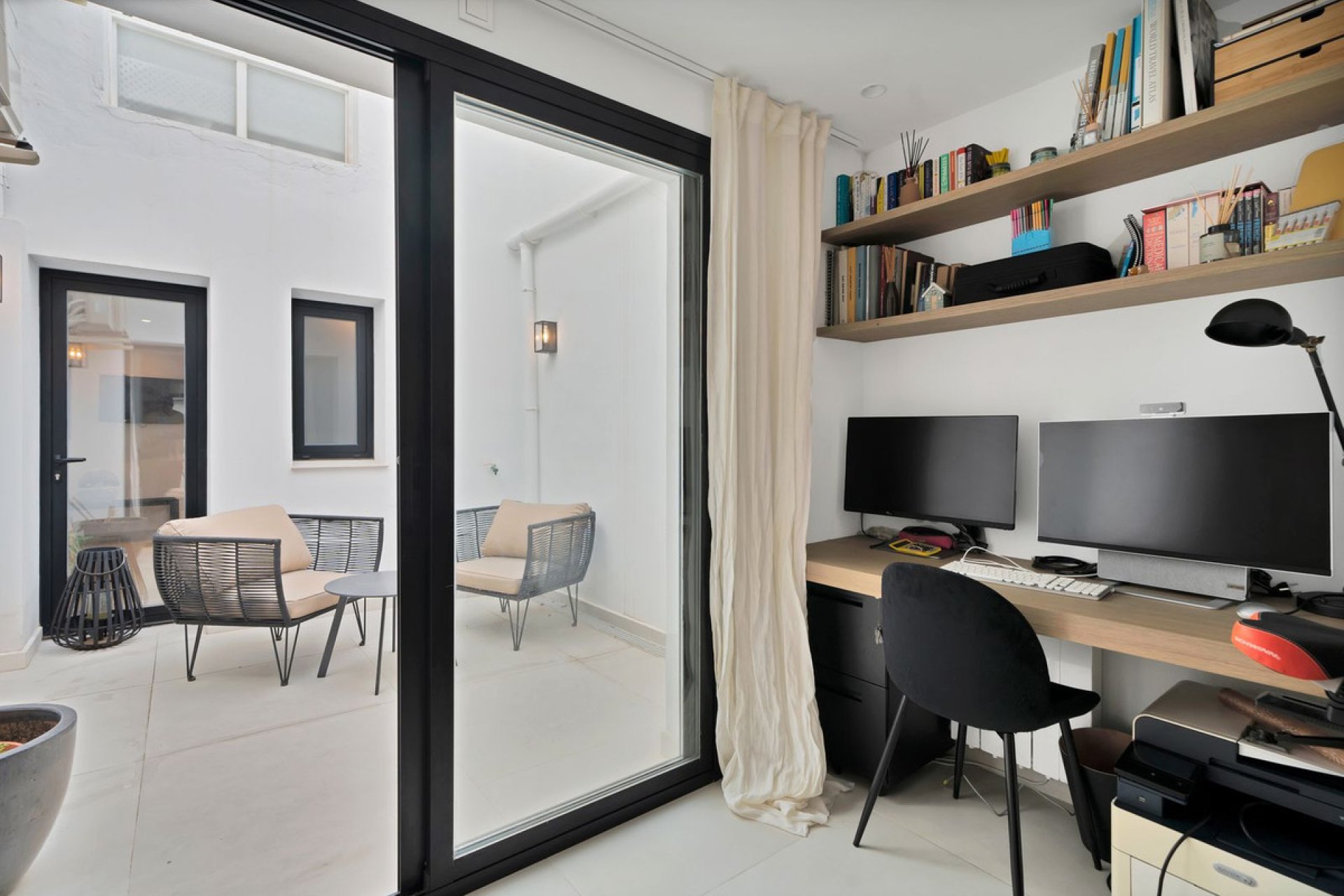 Resale - Apartment / flat - Estepona