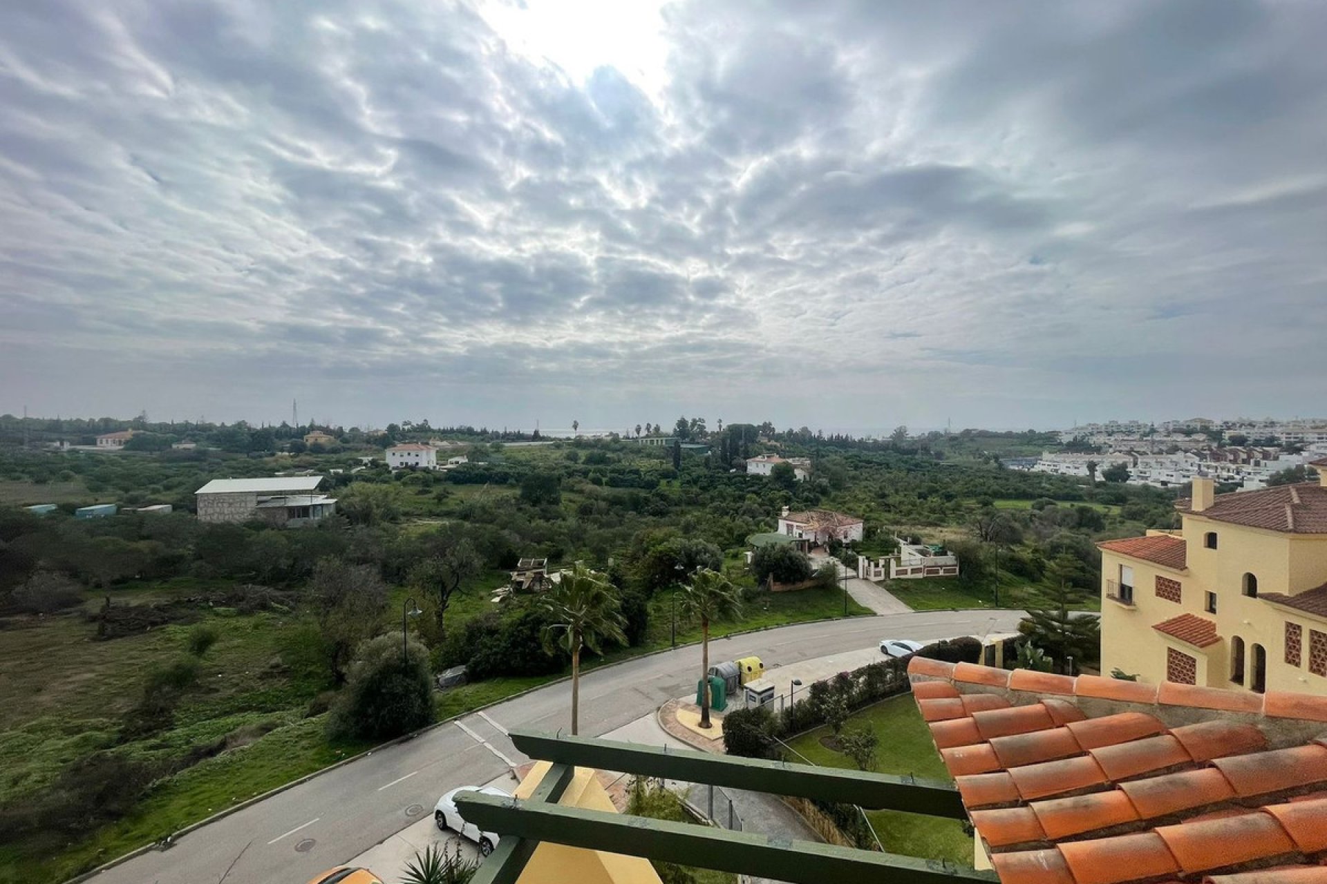 Resale - Apartment / flat - Estepona