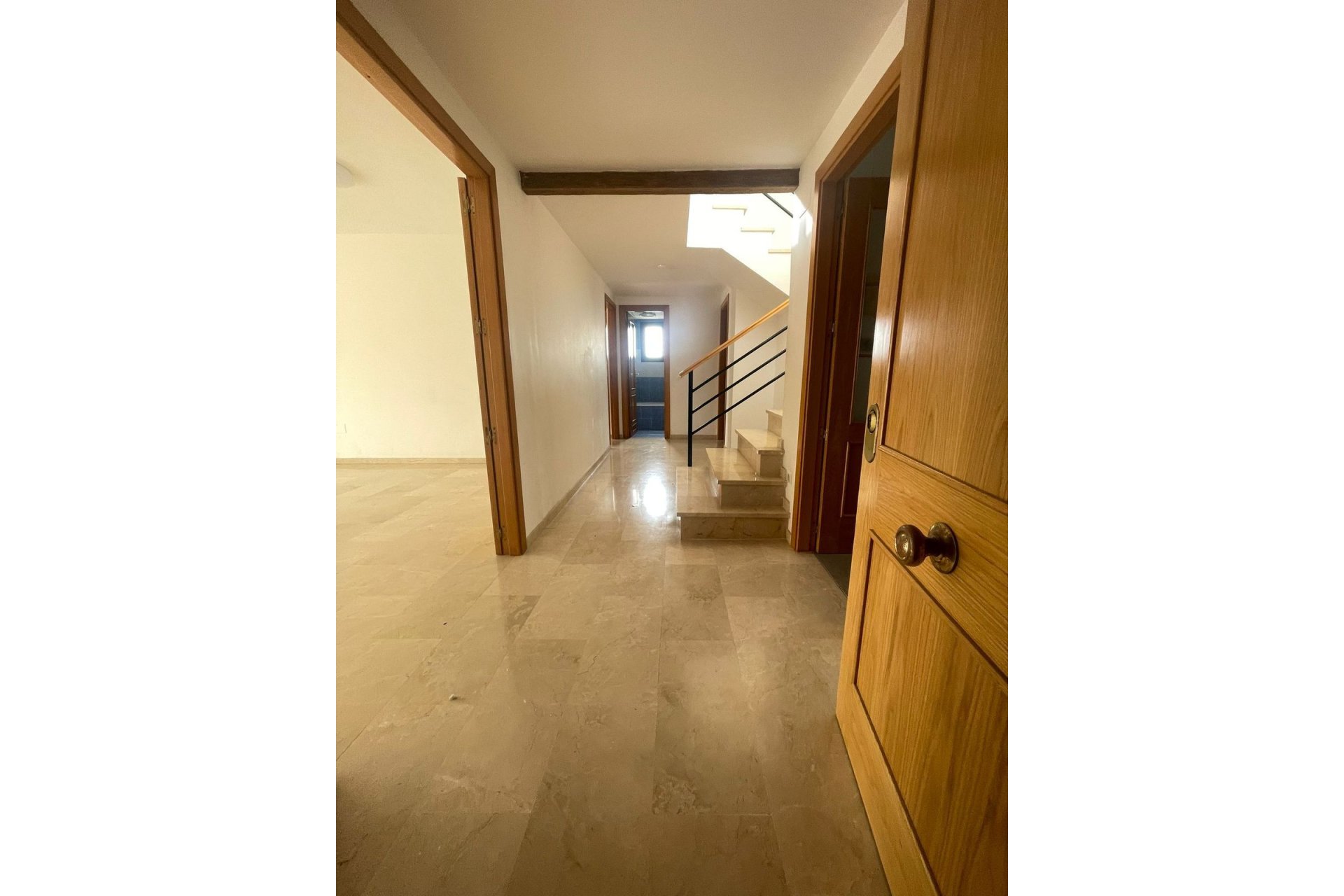 Resale - Apartment / flat - Estepona