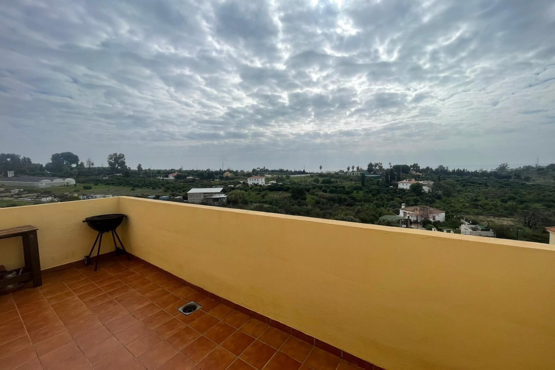 Resale - Apartment / flat - Estepona