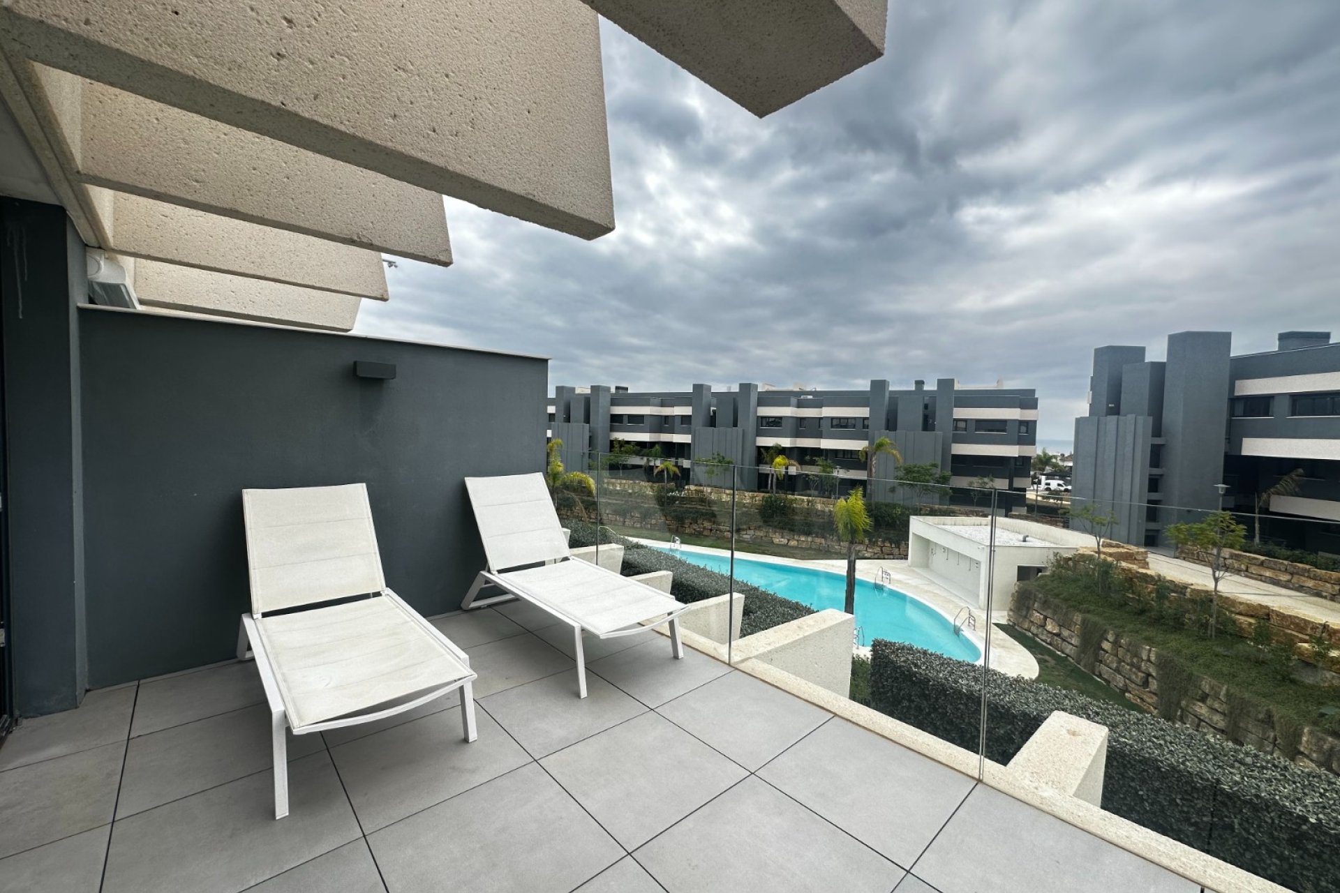 Resale - Apartment / flat - Estepona