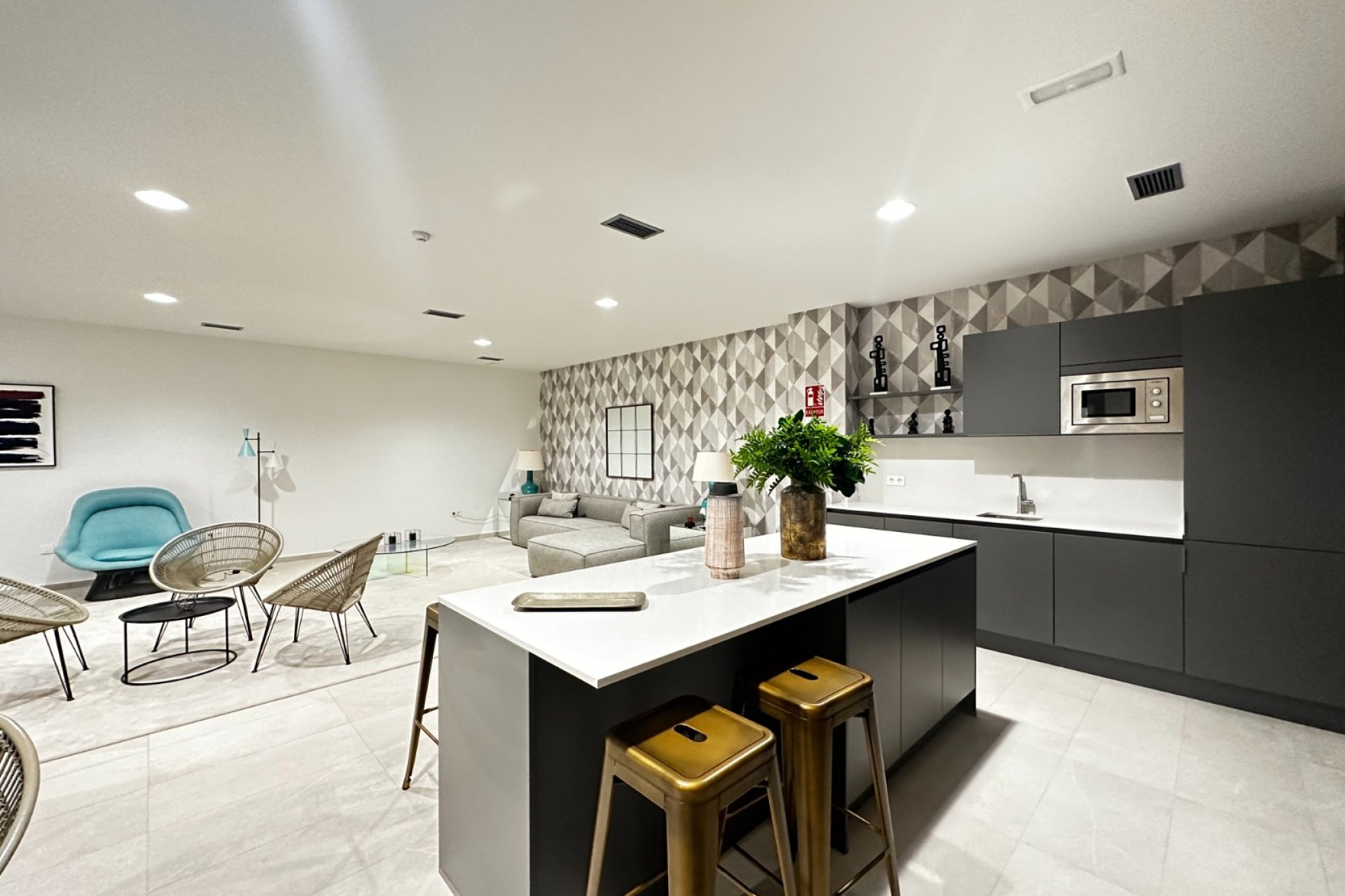 Resale - Apartment / flat - Estepona