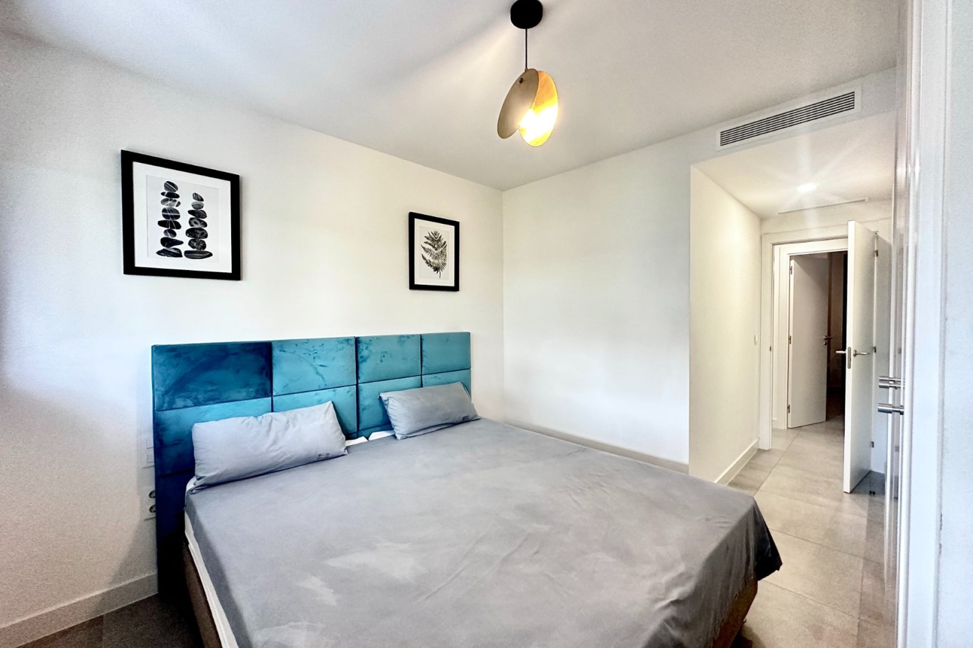 Resale - Apartment / flat - Estepona