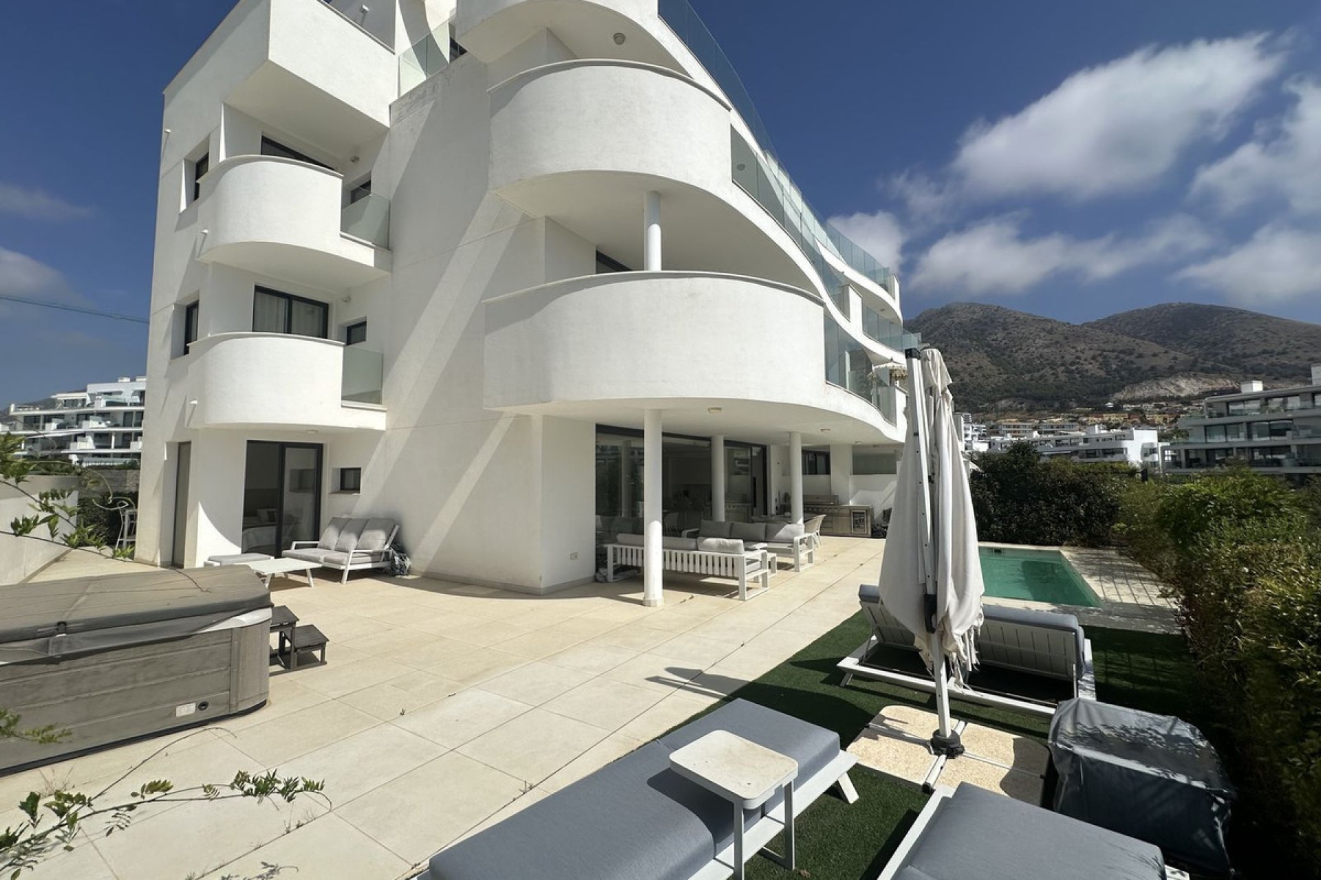 Resale - Apartment / flat - Fuengirola