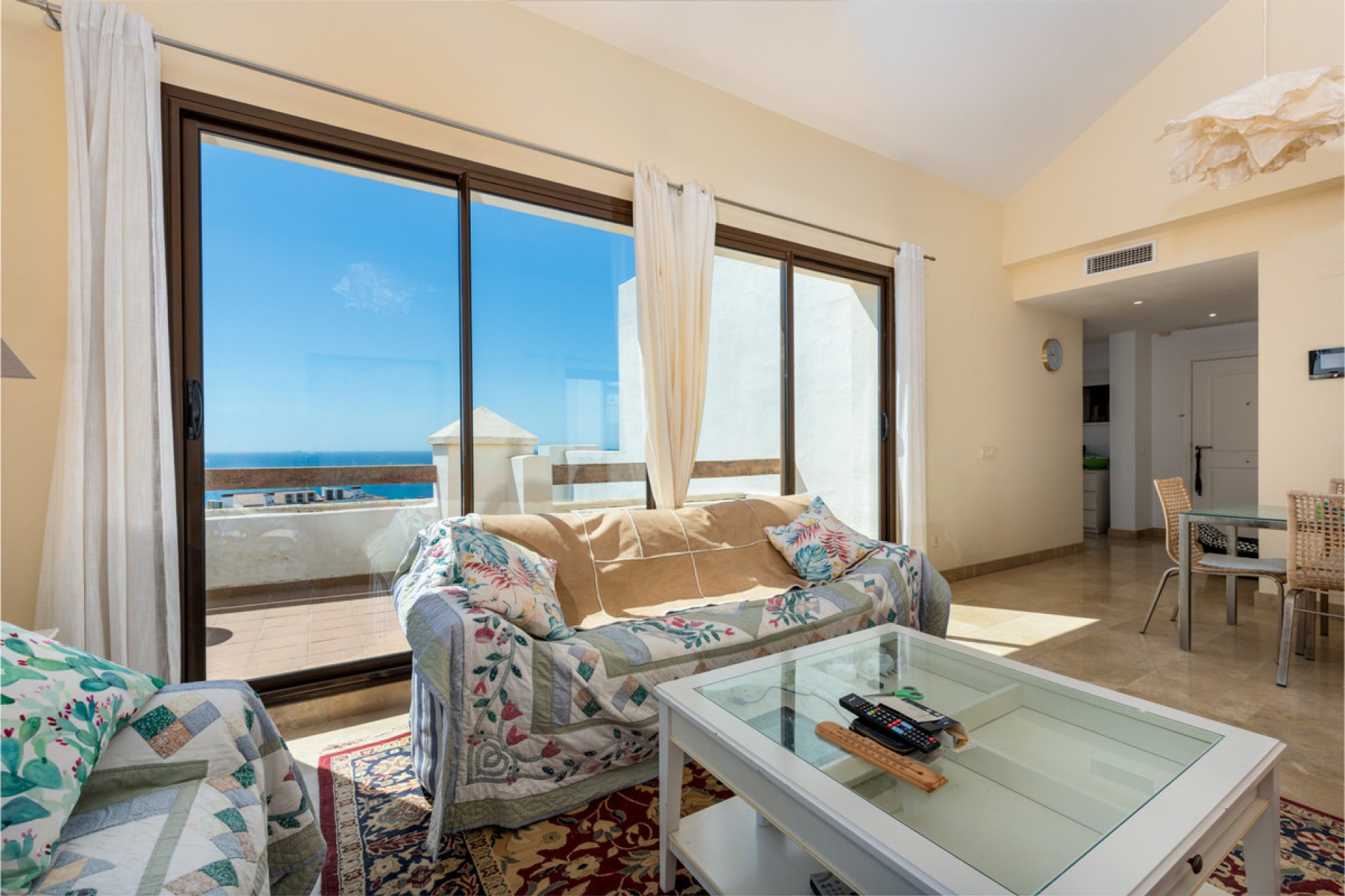 Resale - Apartment / flat - La Alcaidesa