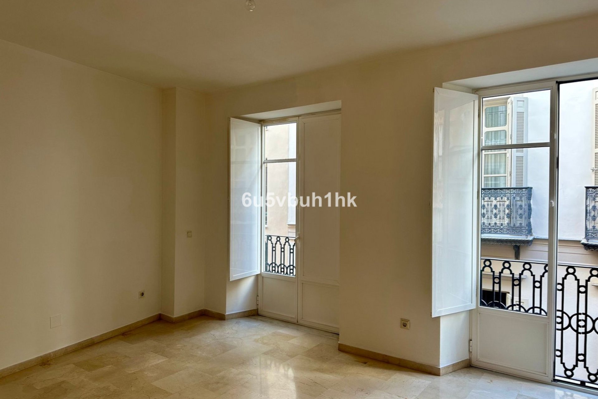 Resale - Apartment / flat - Málaga