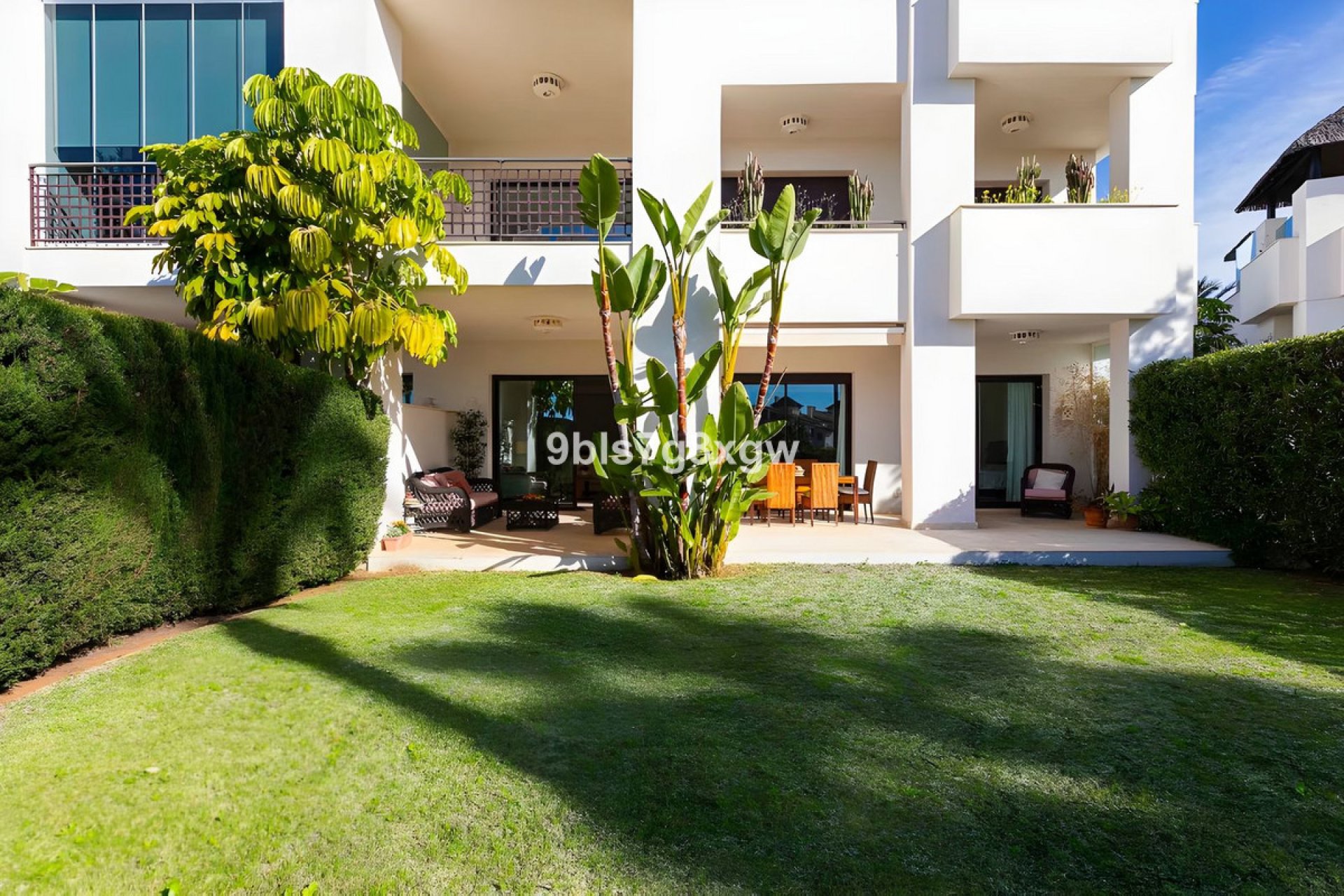 Resale - Apartment - Ground Floor Apartment - Benahavís - Benahavís Centro