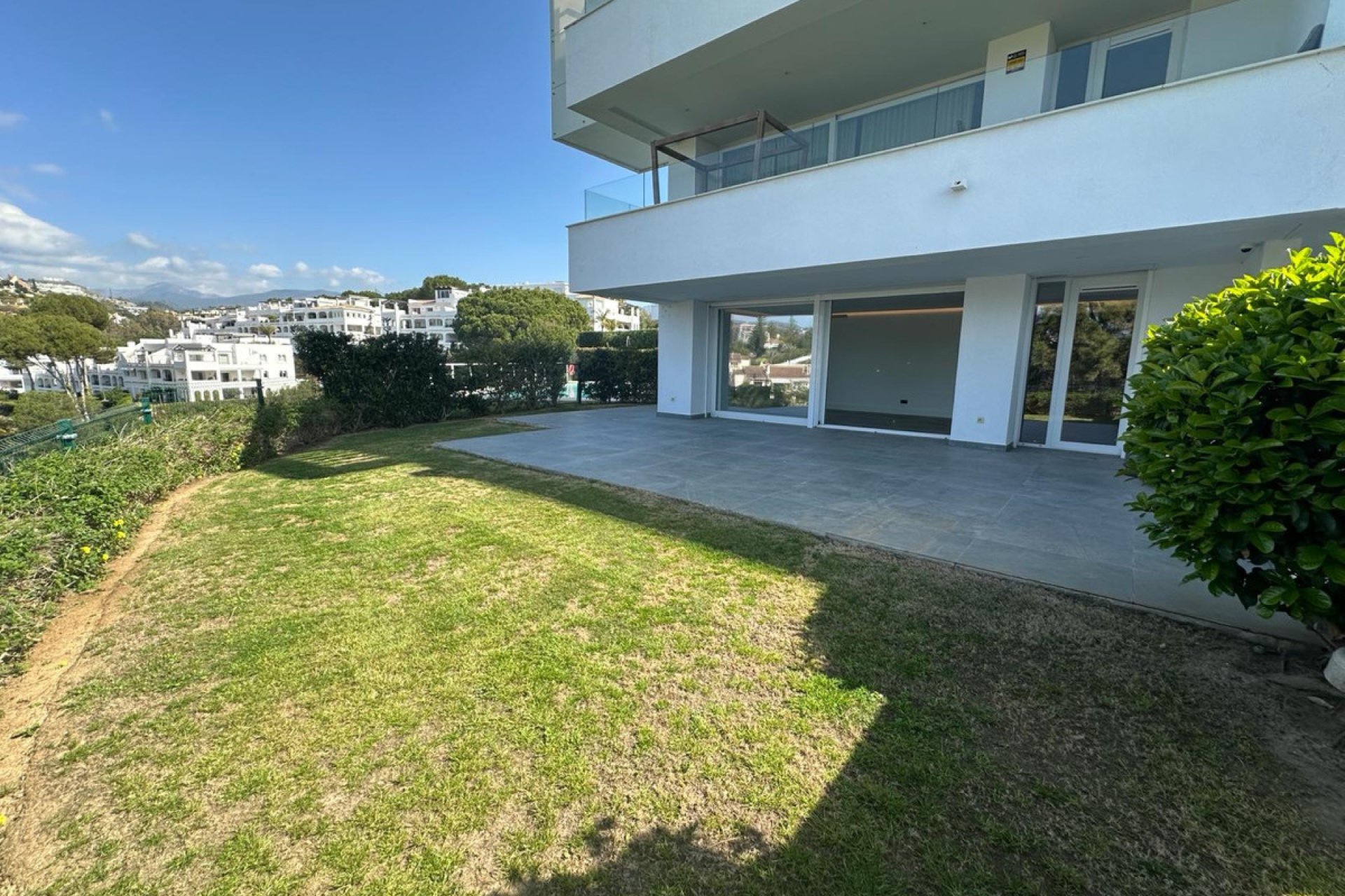 Resale - Apartment - Ground Floor Apartment - Benahavís - La Quinta