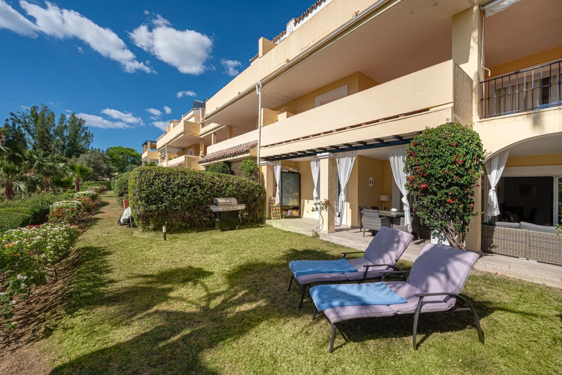 Resale - Apartment - Ground Floor Apartment - Benahavís - La Quinta