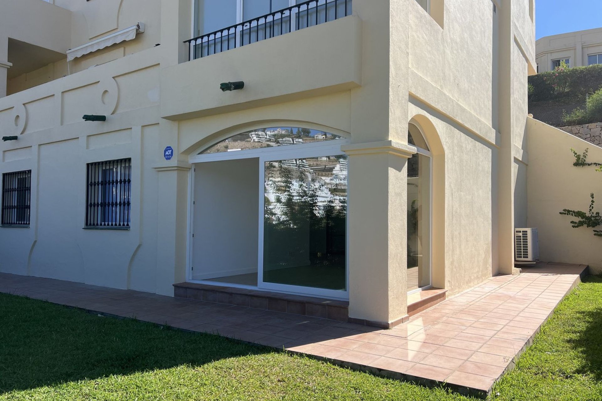 Resale - Apartment - Ground Floor Apartment - Benahavís - La Quinta