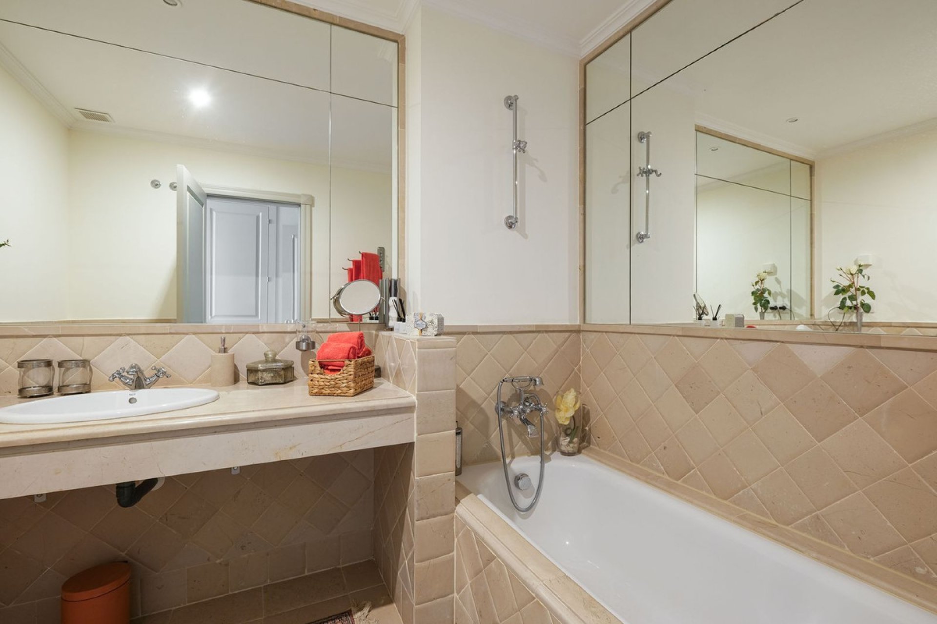 Resale - Apartment - Ground Floor Apartment - Casares - Casares Centro