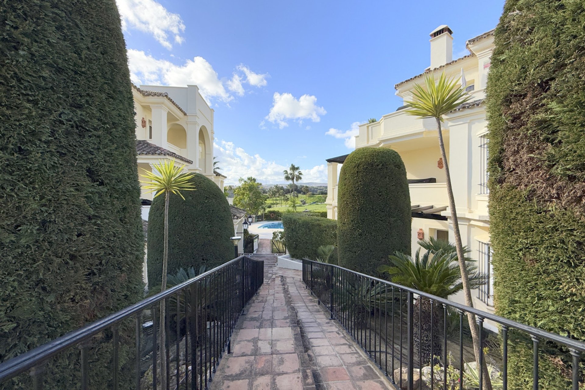 Resale - Apartment - Ground Floor Apartment - Casares - Casares Centro