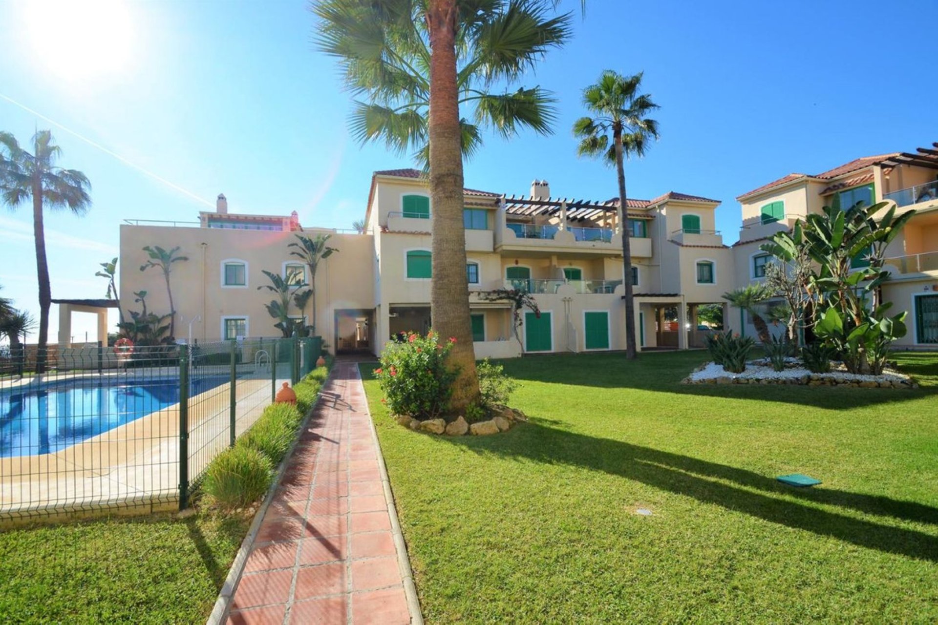 Resale - Apartment - Ground Floor Apartment - Casares - Casares Centro