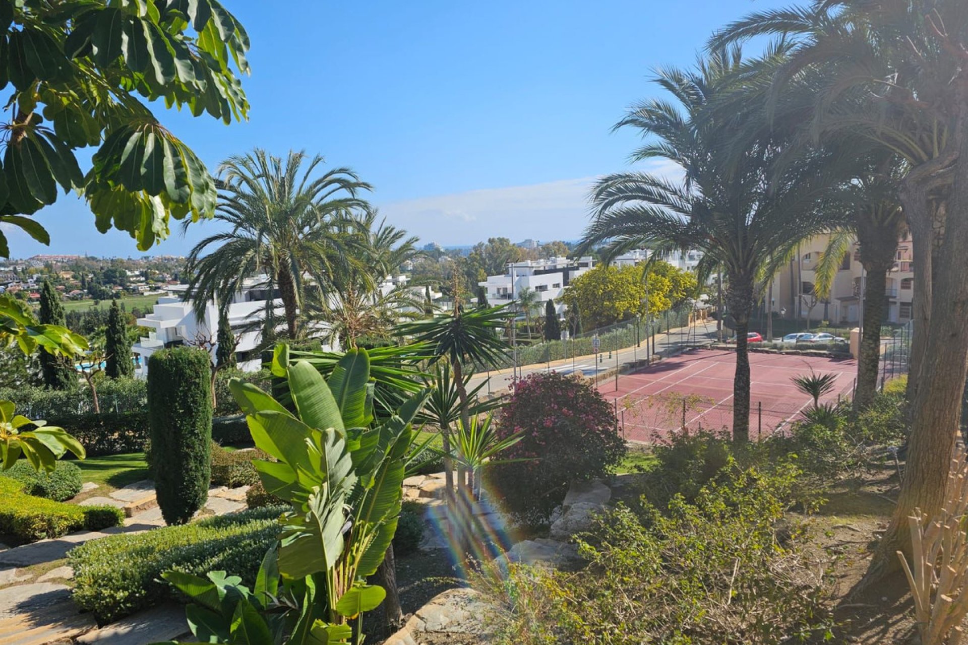 Resale - Apartment - Ground Floor Apartment - Estepona - Atalaya