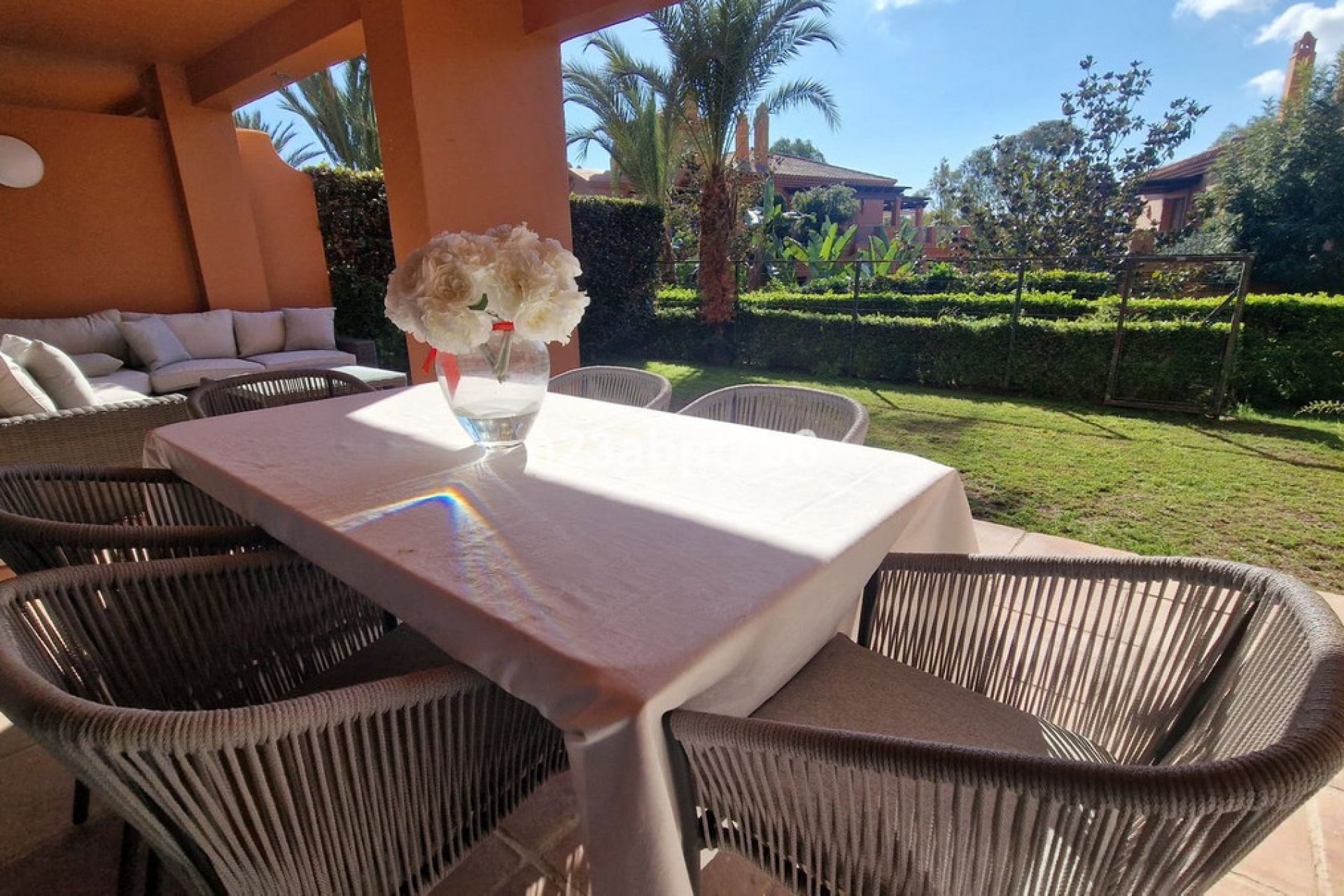 Resale - Apartment - Ground Floor Apartment - Estepona - Atalaya