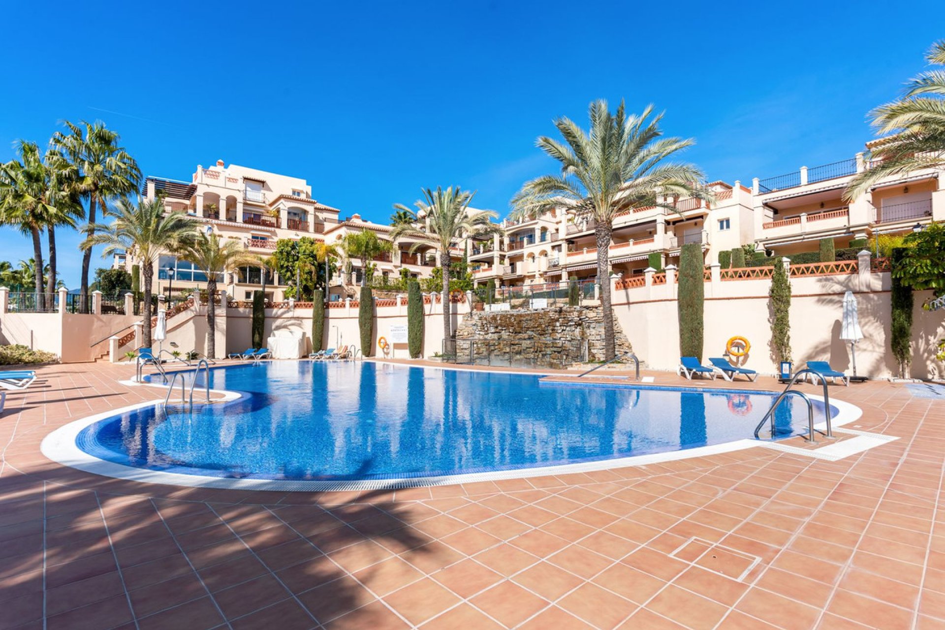 Resale - Apartment - Ground Floor Apartment - Estepona - Atalaya