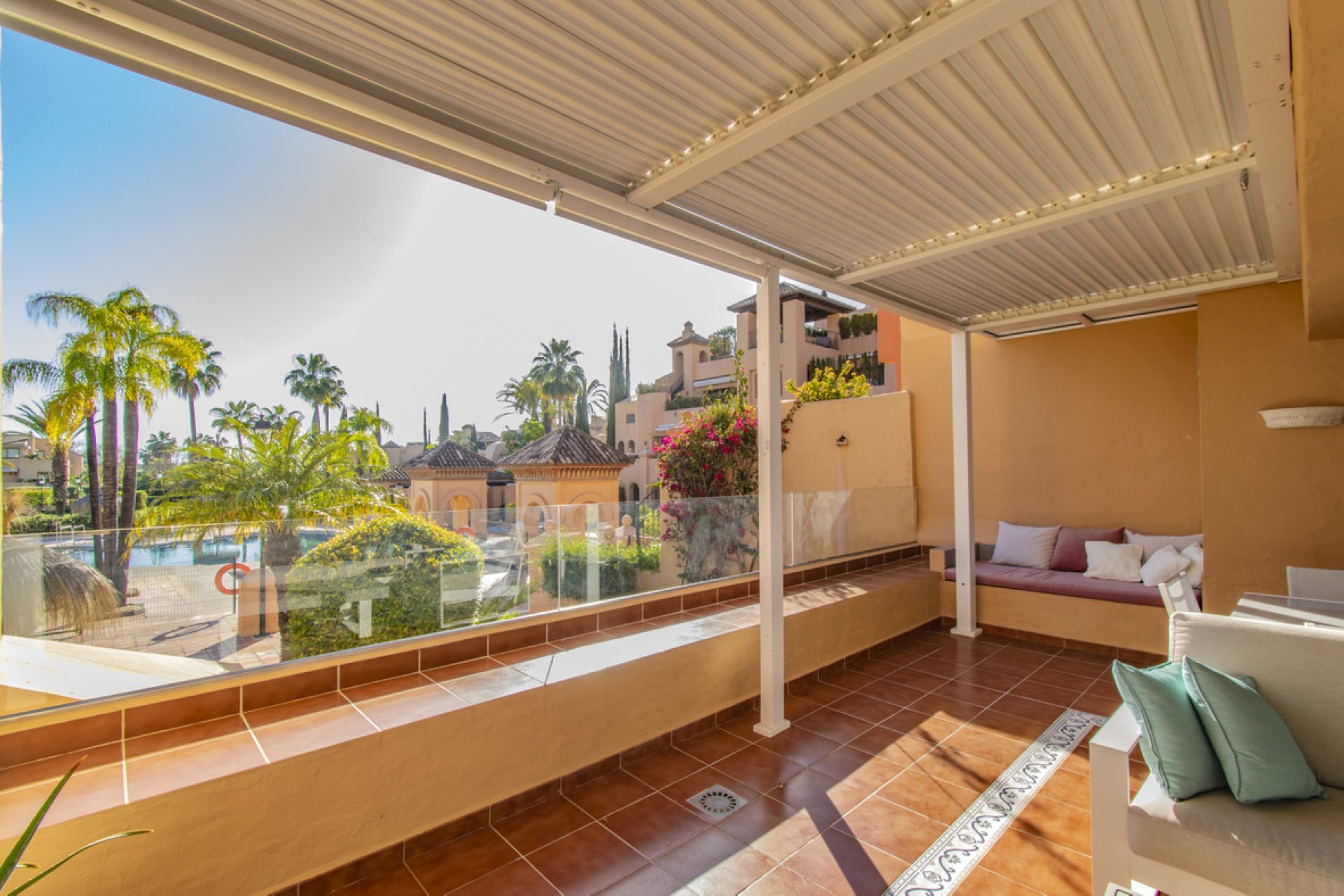 Resale - Apartment - Ground Floor Apartment - Estepona - Atalaya