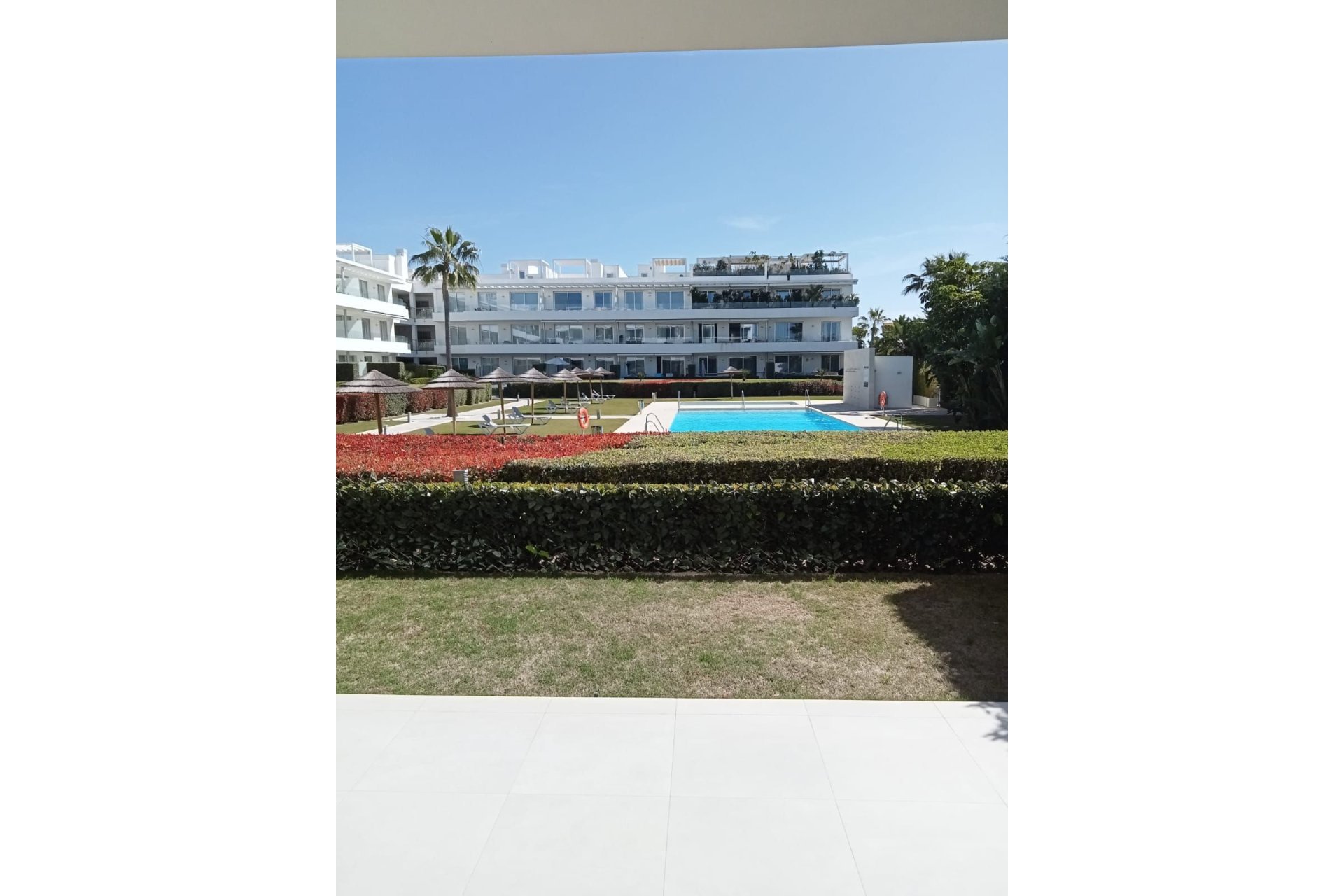 Resale - Apartment - Ground Floor Apartment - Estepona - Bel Air