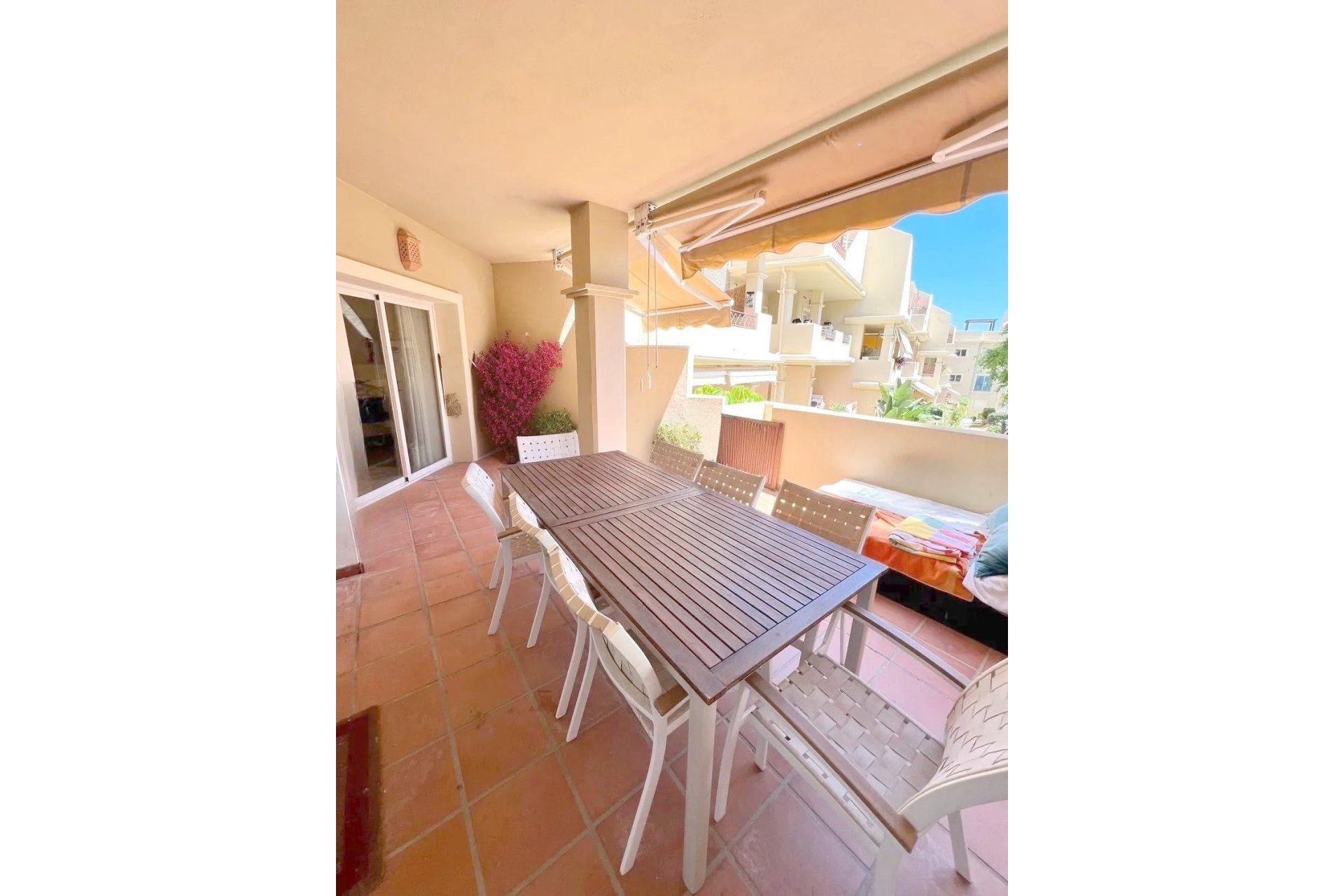 Resale - Apartment - Ground Floor Apartment - Estepona - Bel Air