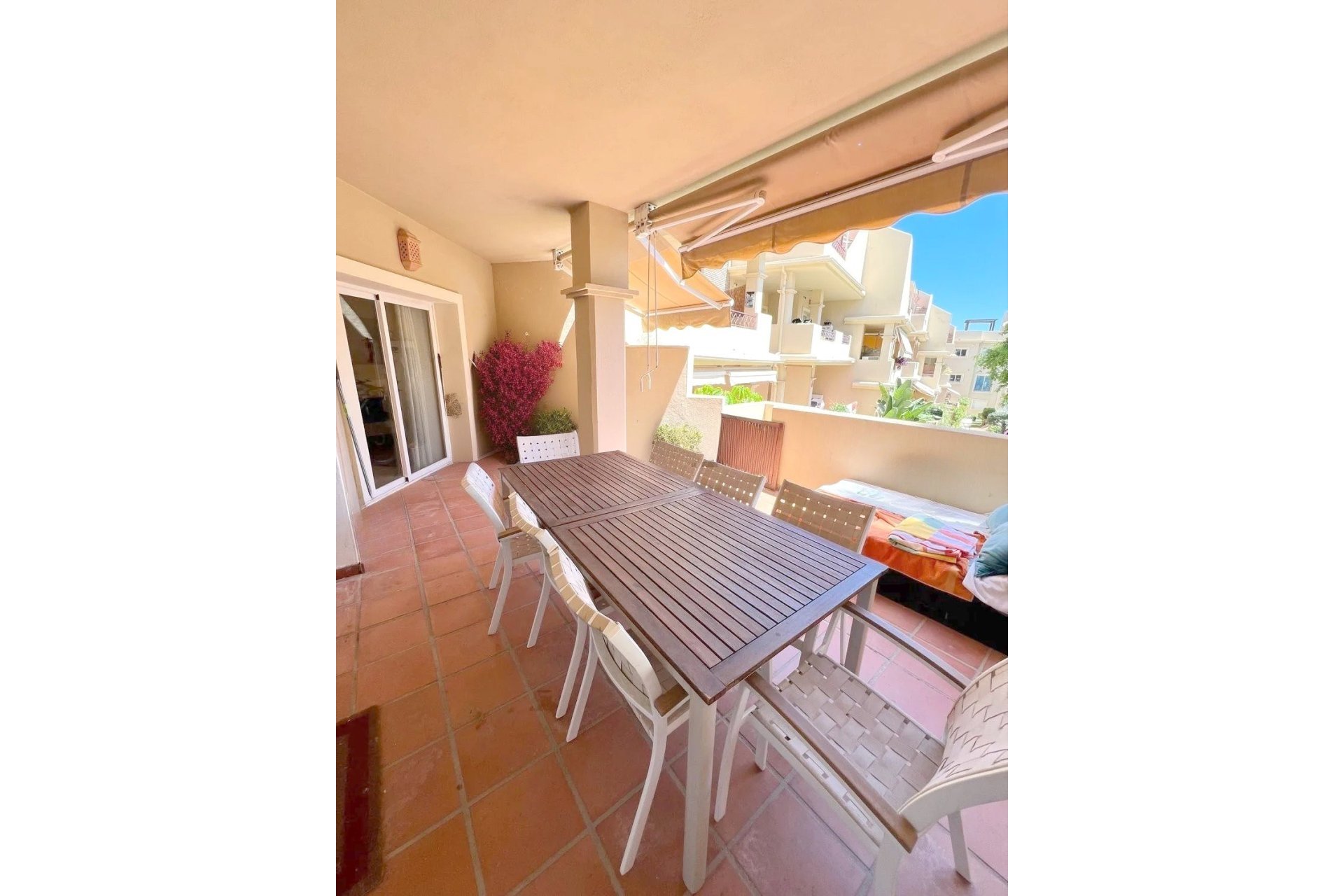 Resale - Apartment - Ground Floor Apartment - Estepona - Bel Air