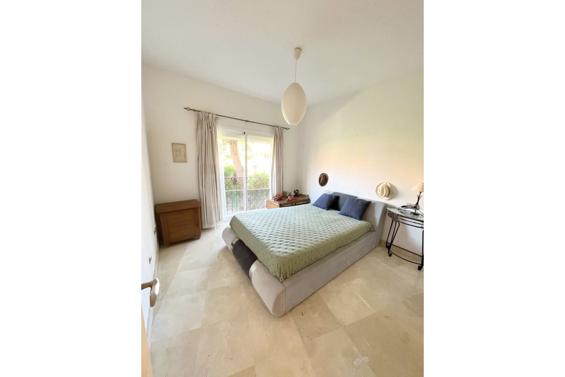 Resale - Apartment - Ground Floor Apartment - Estepona - Bel Air