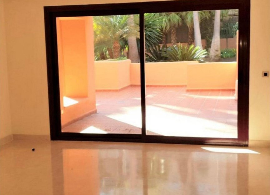 Resale - Apartment - Ground Floor Apartment - Estepona - Bel Air