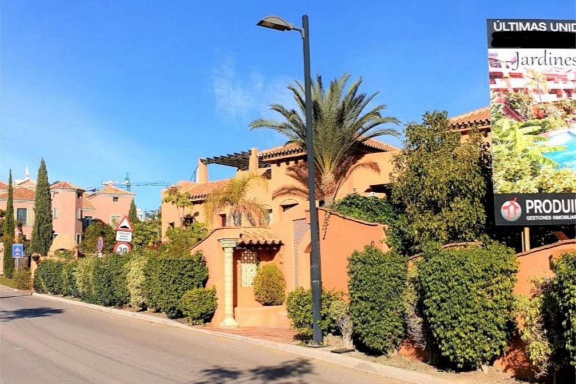 Resale - Apartment - Ground Floor Apartment - Estepona - Bel Air