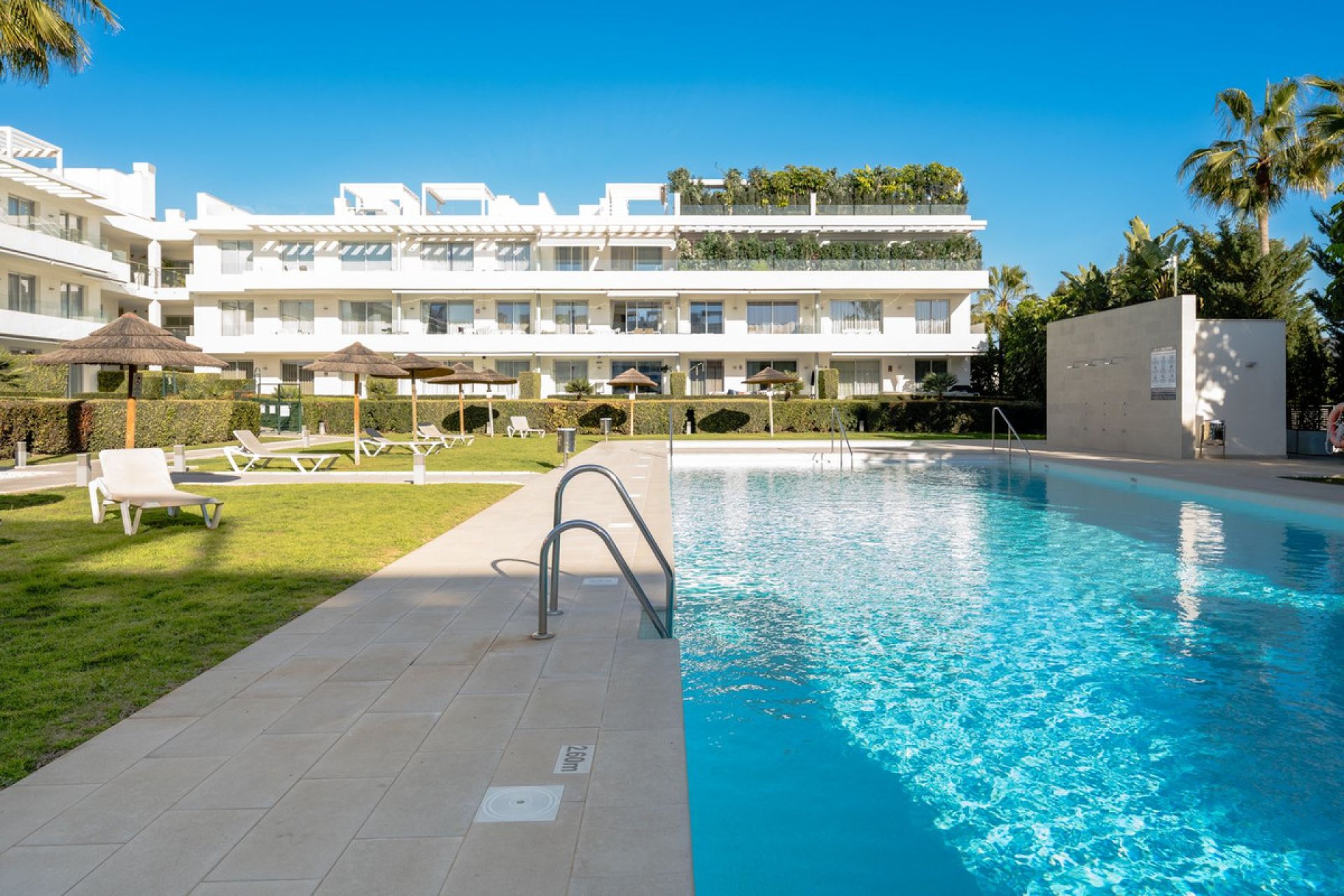 Resale - Apartment - Ground Floor Apartment - Estepona - Bel Air