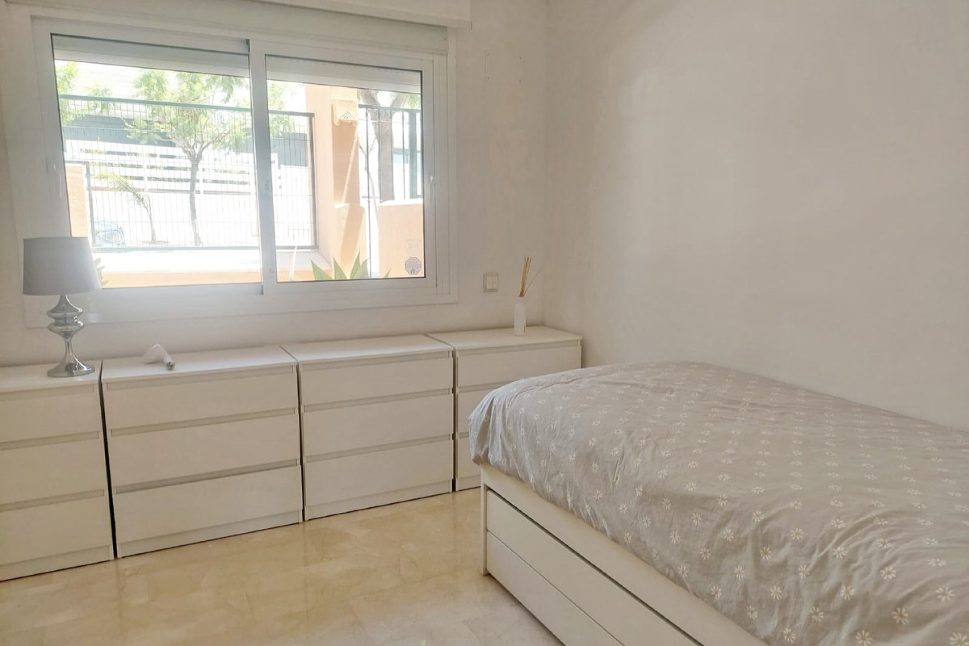 Resale - Apartment - Ground Floor Apartment - Estepona - Cancelada