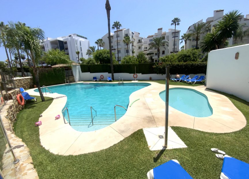 Resale - Apartment - Ground Floor Apartment - Estepona - Costalita