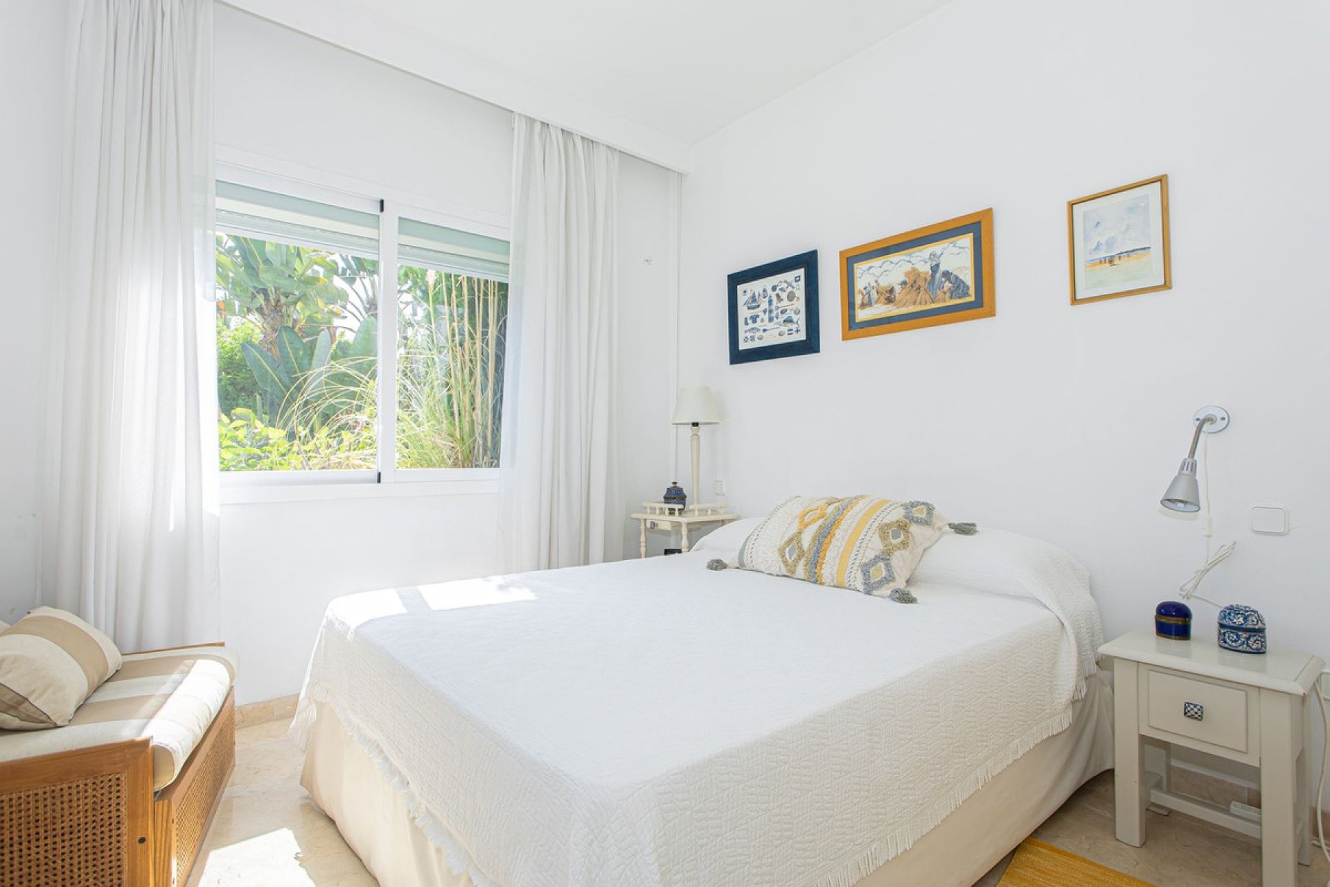 Resale - Apartment - Ground Floor Apartment - Estepona - Costalita