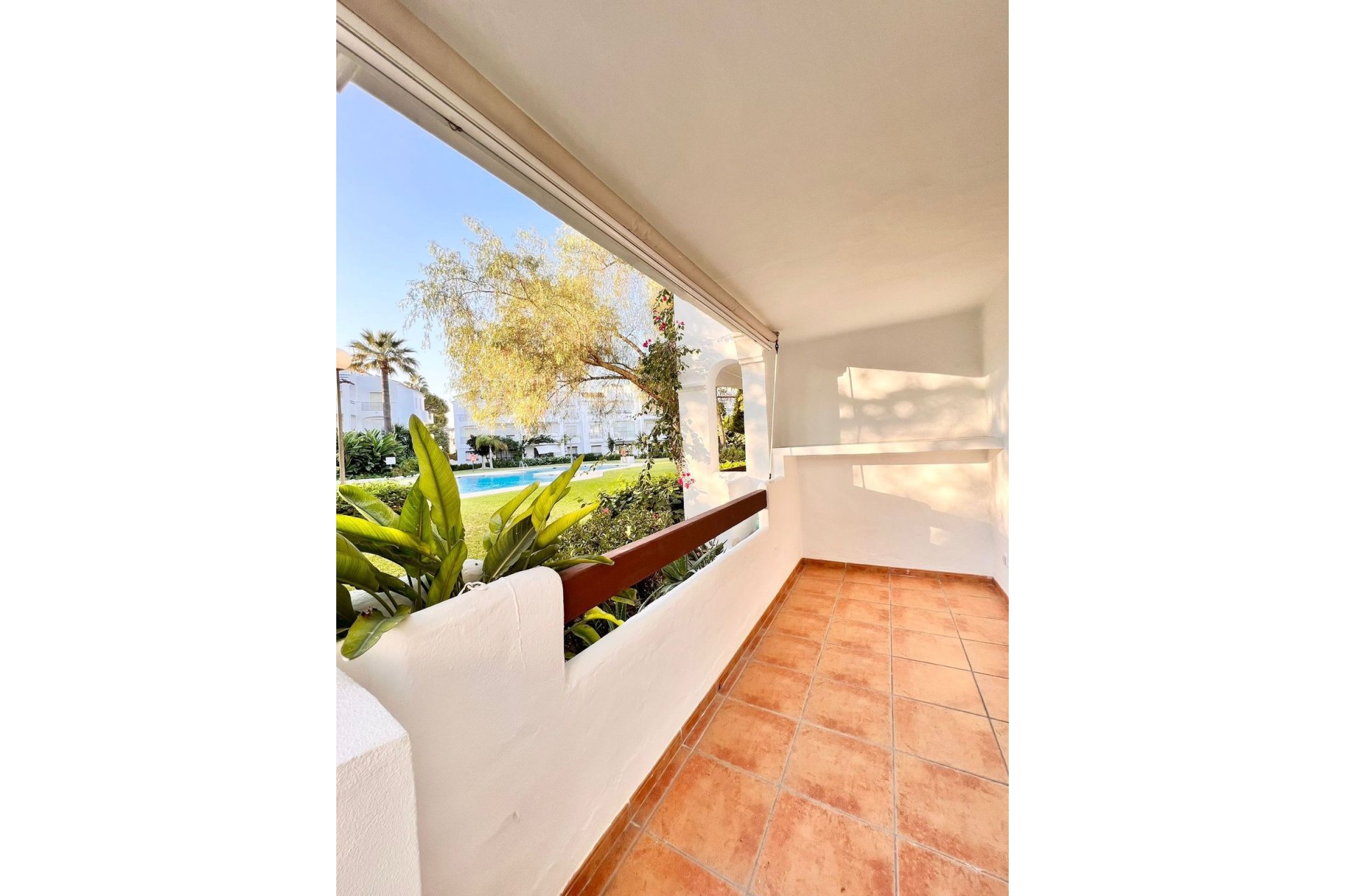 Resale - Apartment - Ground Floor Apartment - Estepona - Costalita