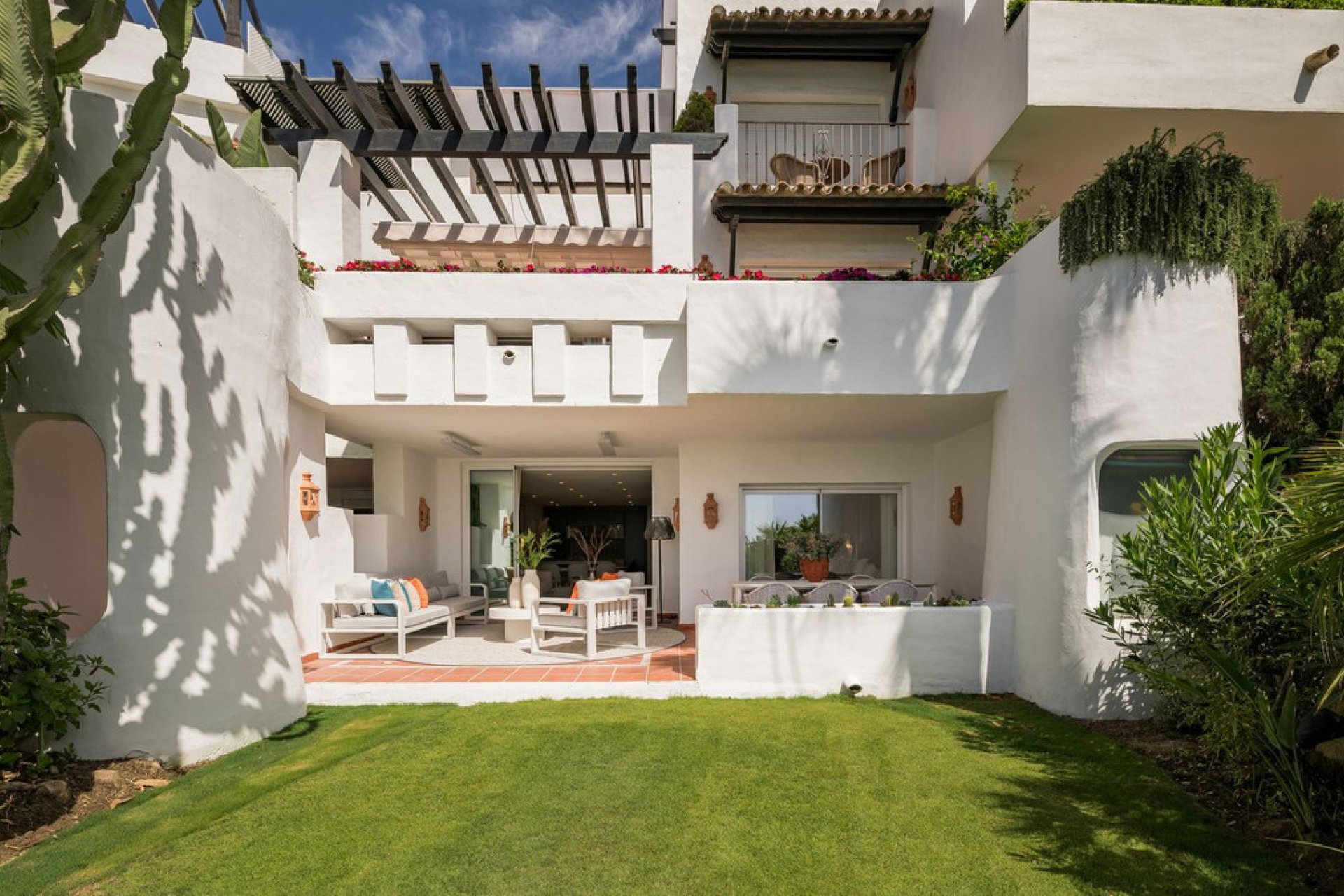 Resale - Apartment - Ground Floor Apartment - Estepona - Costalita