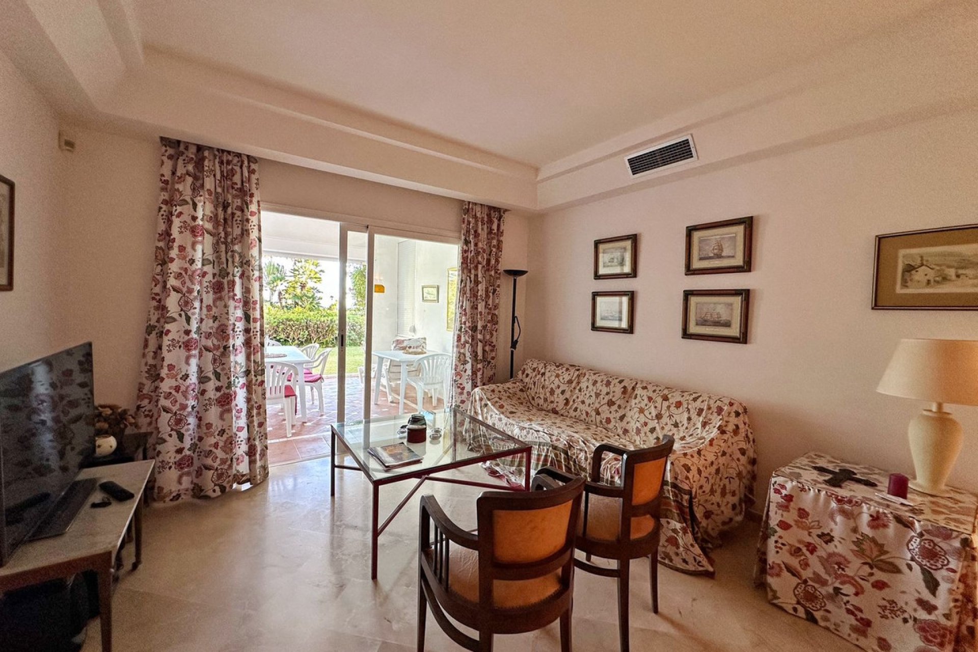 Resale - Apartment - Ground Floor Apartment - Estepona - Costalita