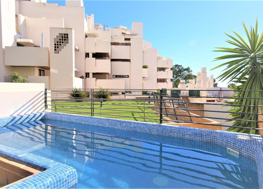 Resale - Apartment - Ground Floor Apartment - Estepona - Estepona Centro