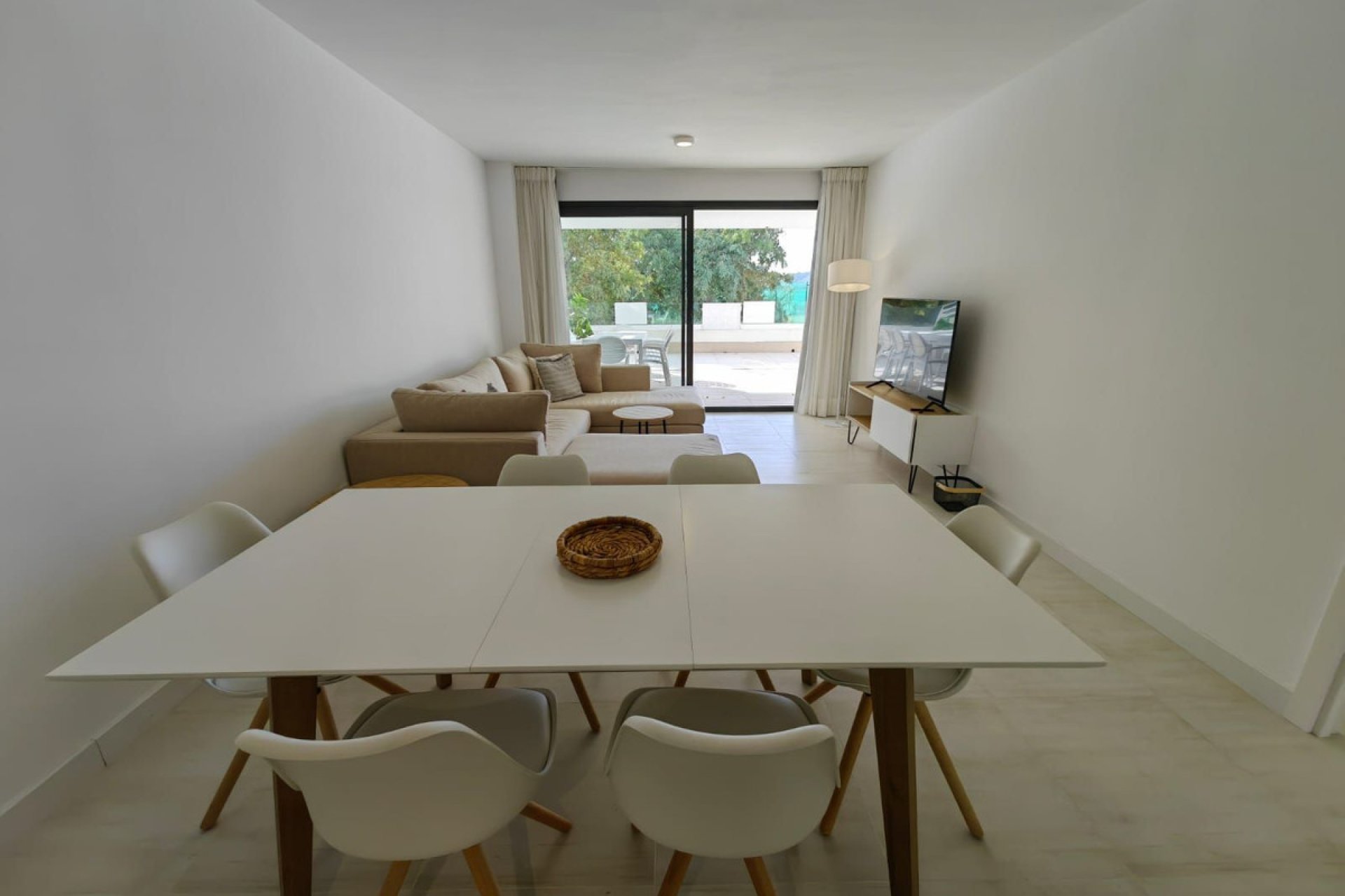 Resale - Apartment - Ground Floor Apartment - Estepona - Estepona Centro