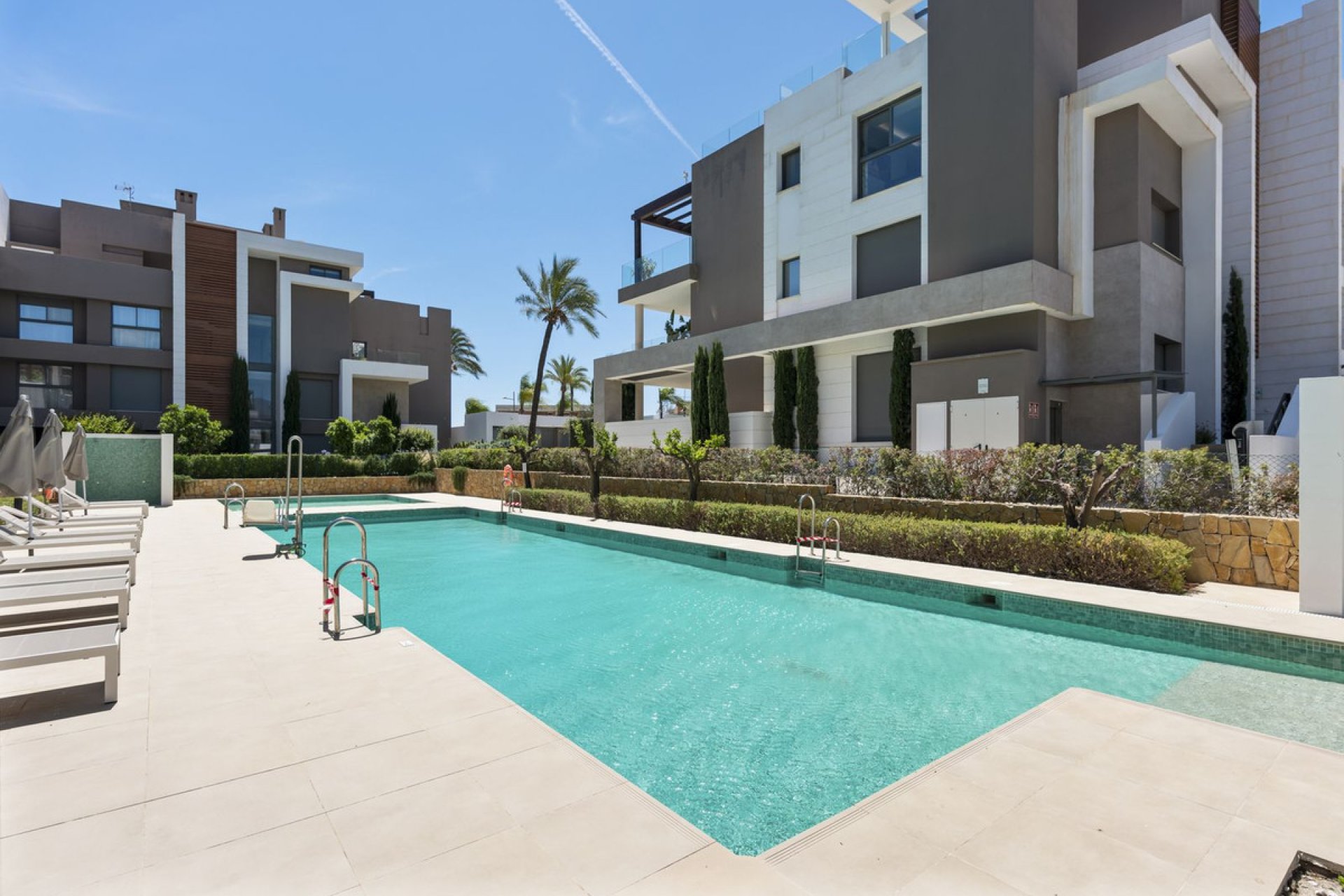 Resale - Apartment - Ground Floor Apartment - Estepona - Estepona Centro