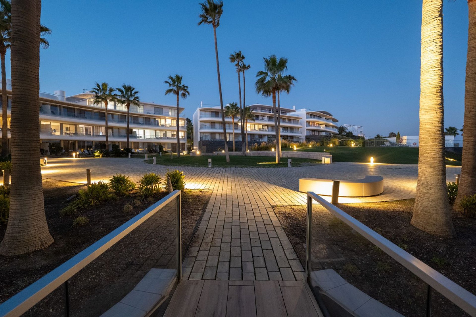 Resale - Apartment - Ground Floor Apartment - Estepona - Estepona Centro