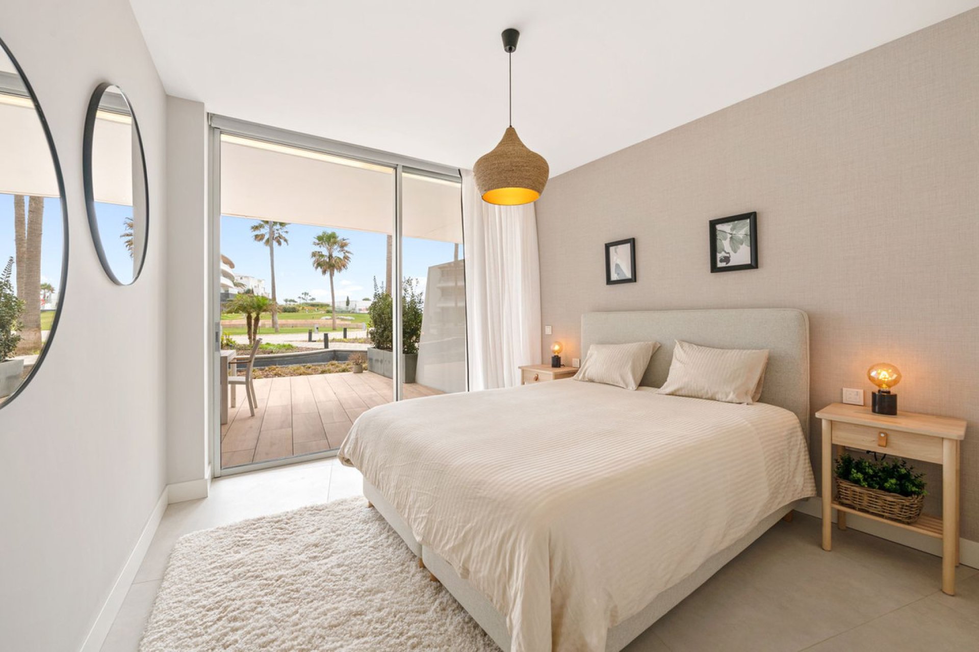 Resale - Apartment - Ground Floor Apartment - Estepona - Estepona Centro