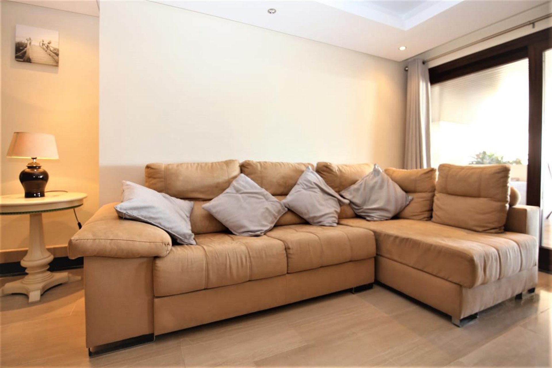 Resale - Apartment - Ground Floor Apartment - Estepona - Estepona Centro