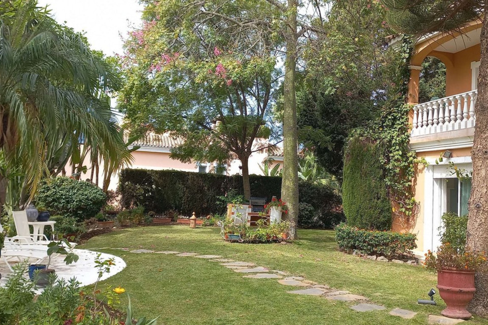 Resale - Apartment - Ground Floor Apartment - Estepona - Estepona Centro