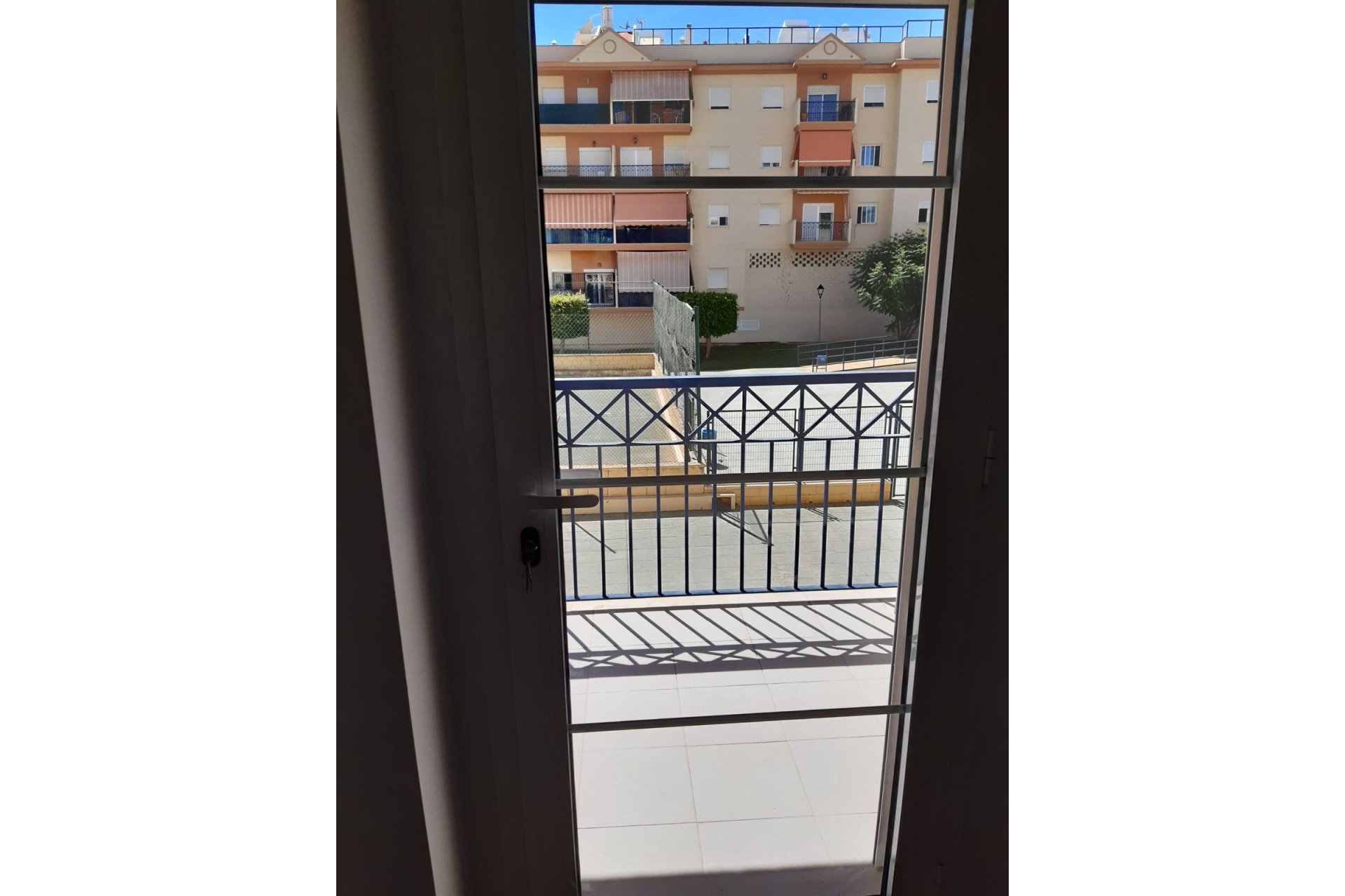 Resale - Apartment - Ground Floor Apartment - Estepona - Estepona Centro