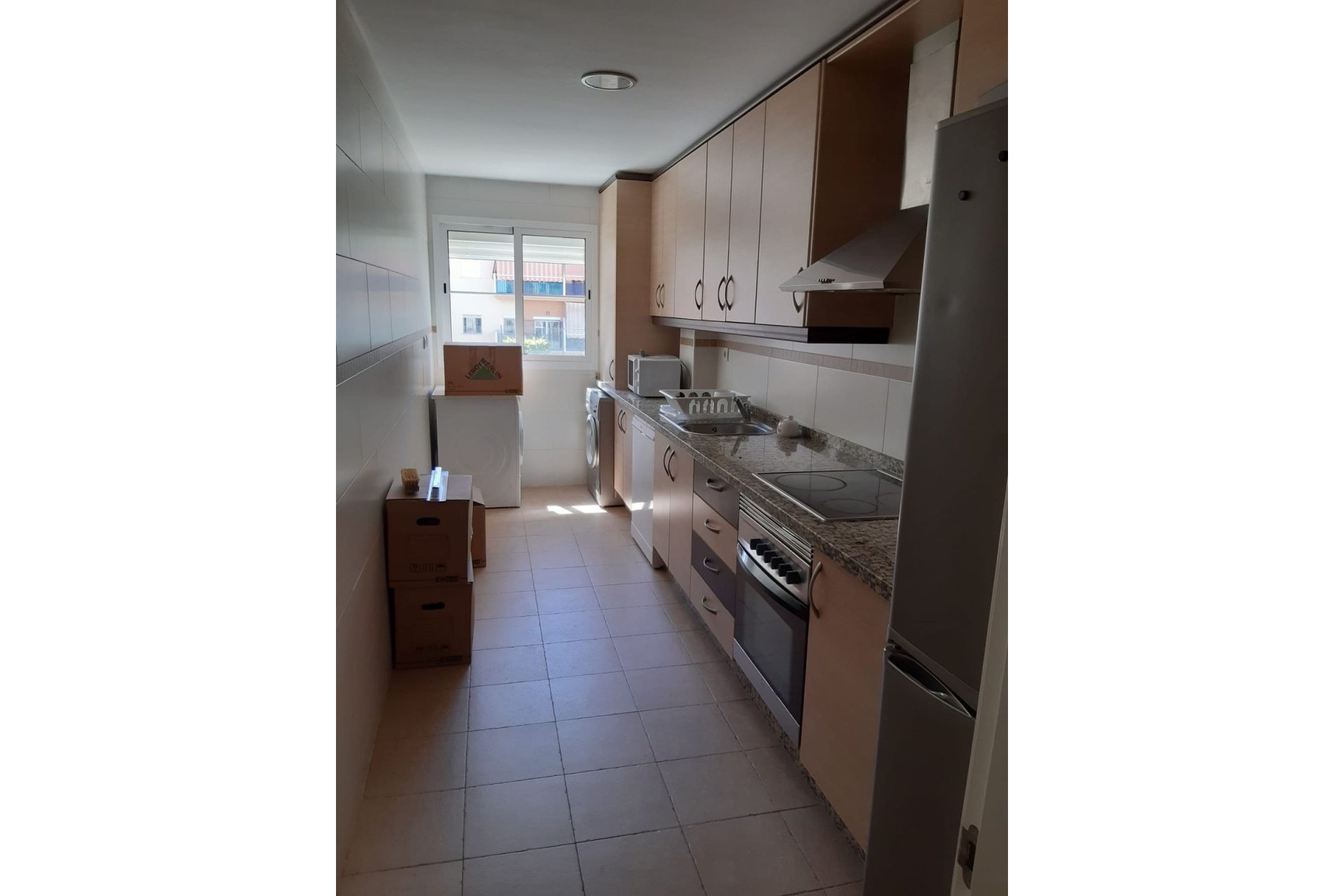 Resale - Apartment - Ground Floor Apartment - Estepona - Estepona Centro