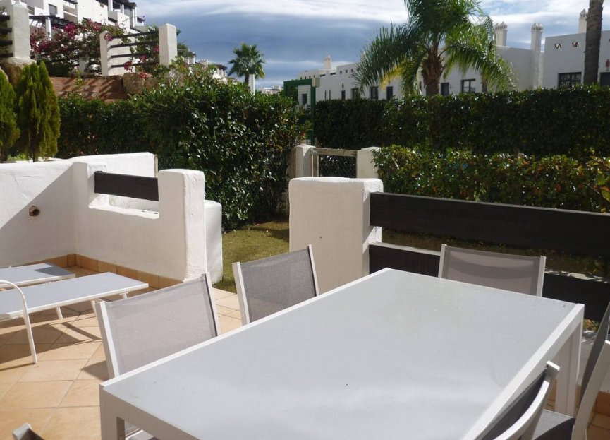 Resale - Apartment - Ground Floor Apartment - Estepona - Estepona Centro