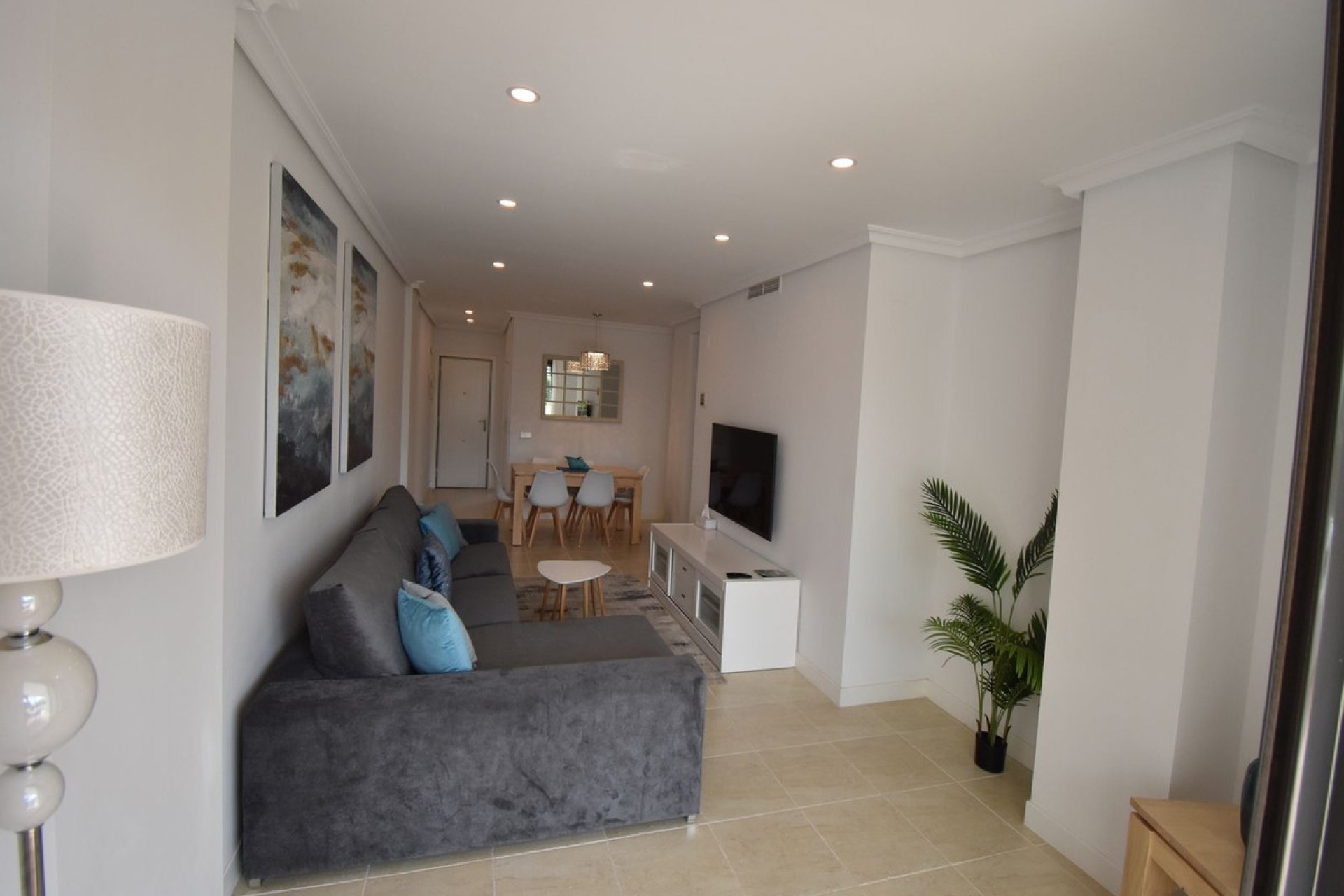 Resale - Apartment - Ground Floor Apartment - Estepona - Estepona Centro