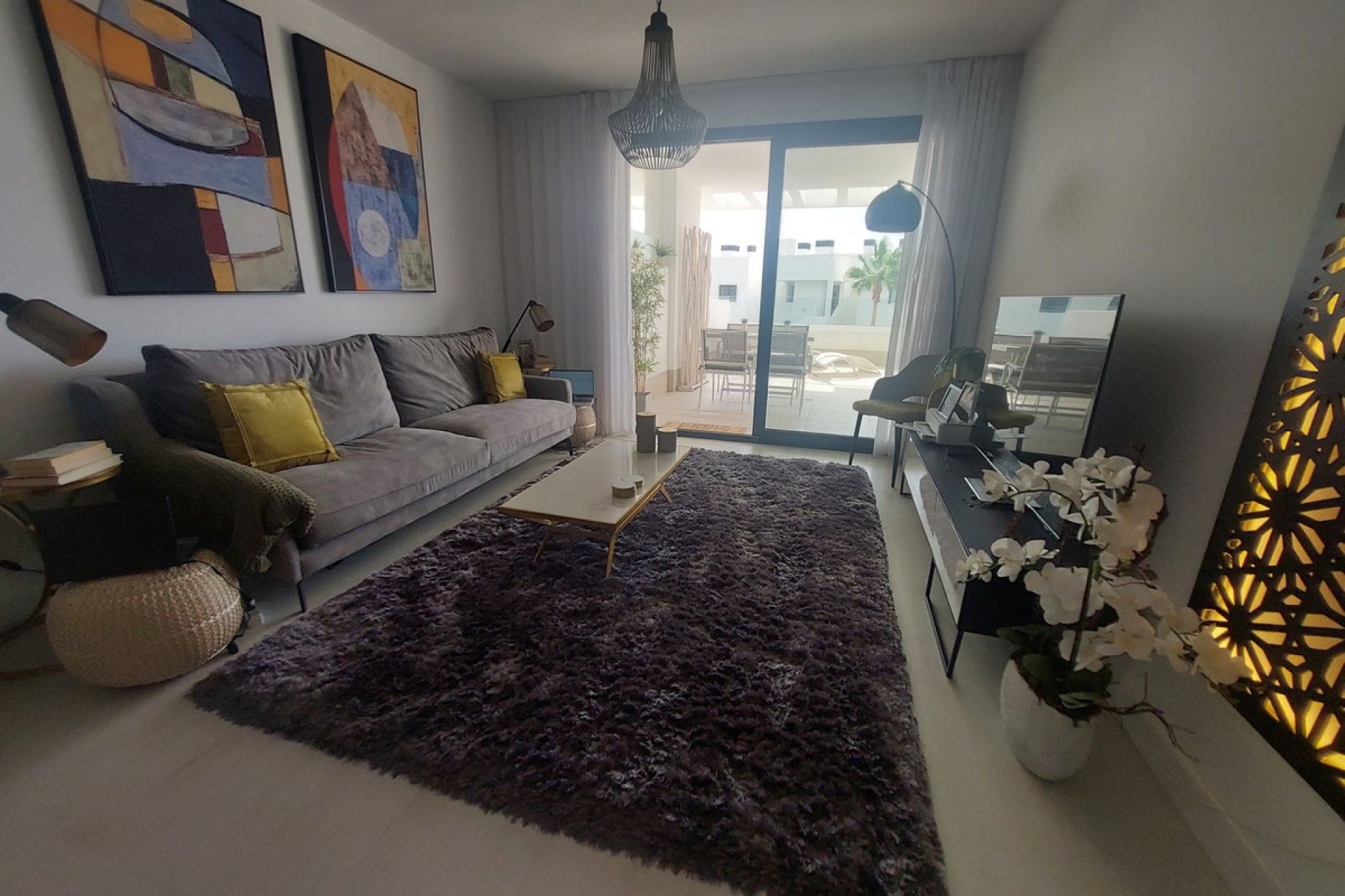 Resale - Apartment - Ground Floor Apartment - Estepona - Estepona Centro