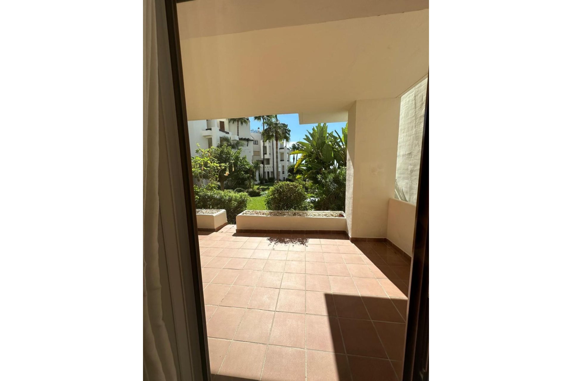 Resale - Apartment - Ground Floor Apartment - Estepona - Estepona Centro