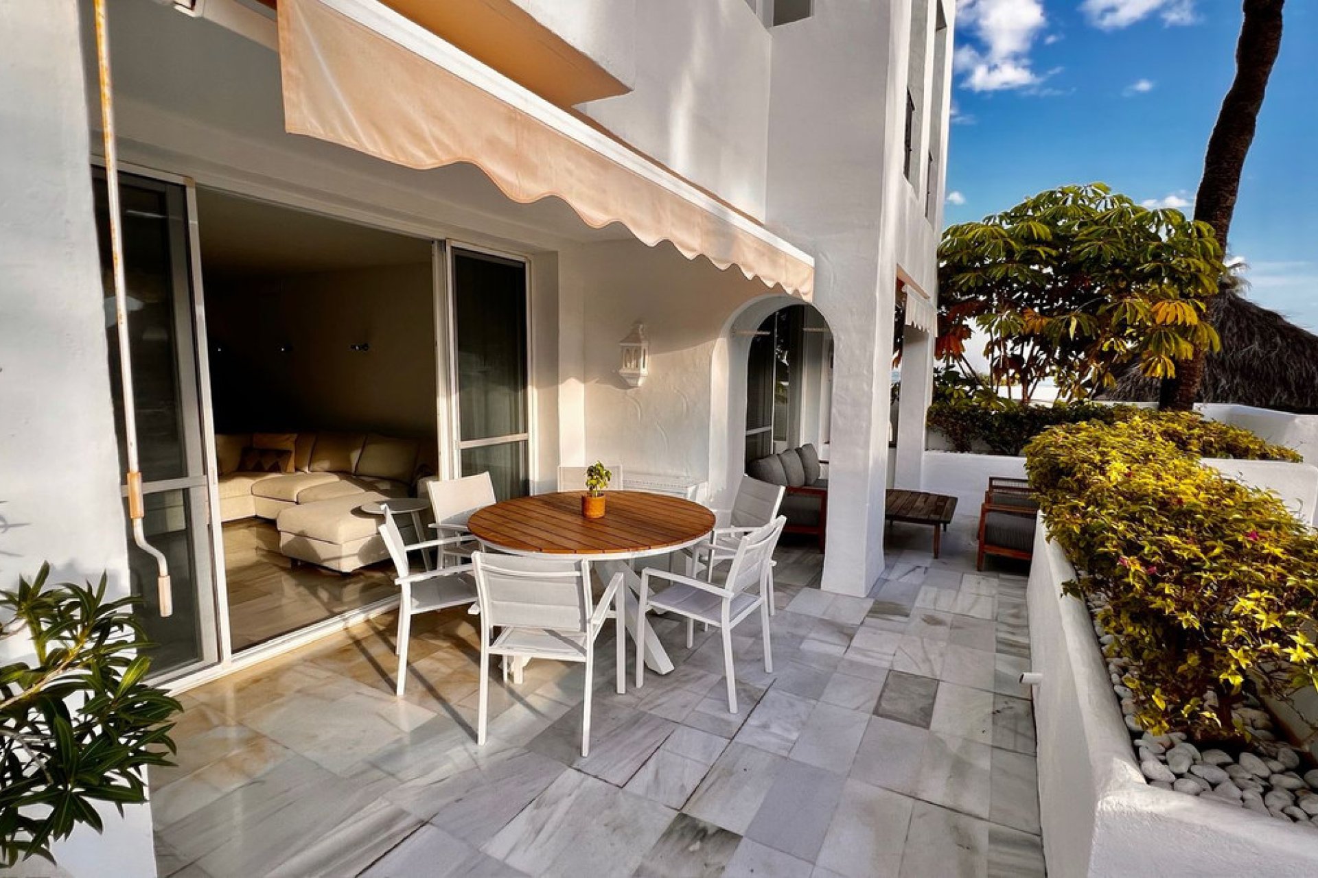 Resale - Apartment - Ground Floor Apartment - Estepona - Estepona Centro