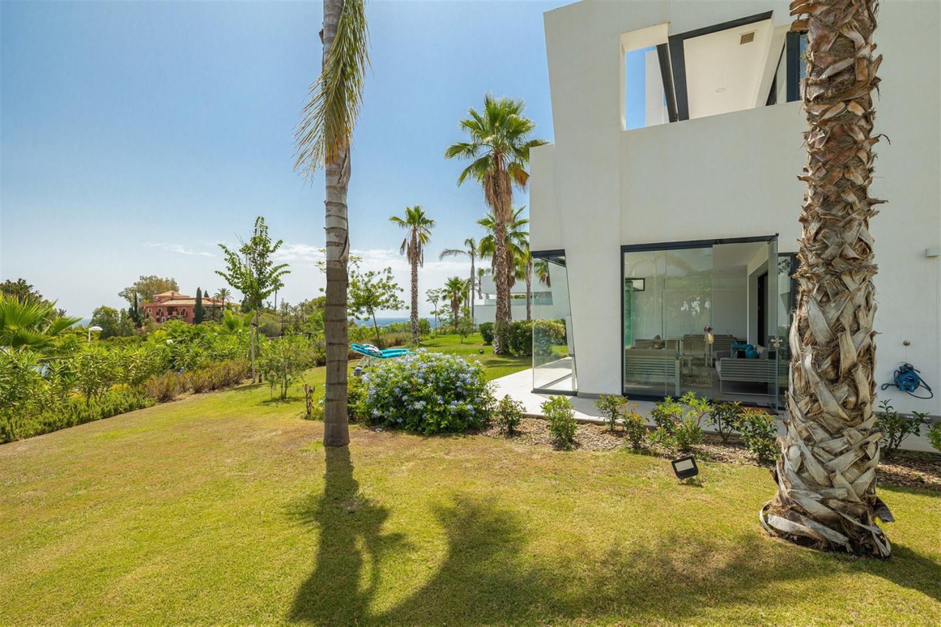 Resale - Apartment - Ground Floor Apartment - Estepona - Estepona Centro