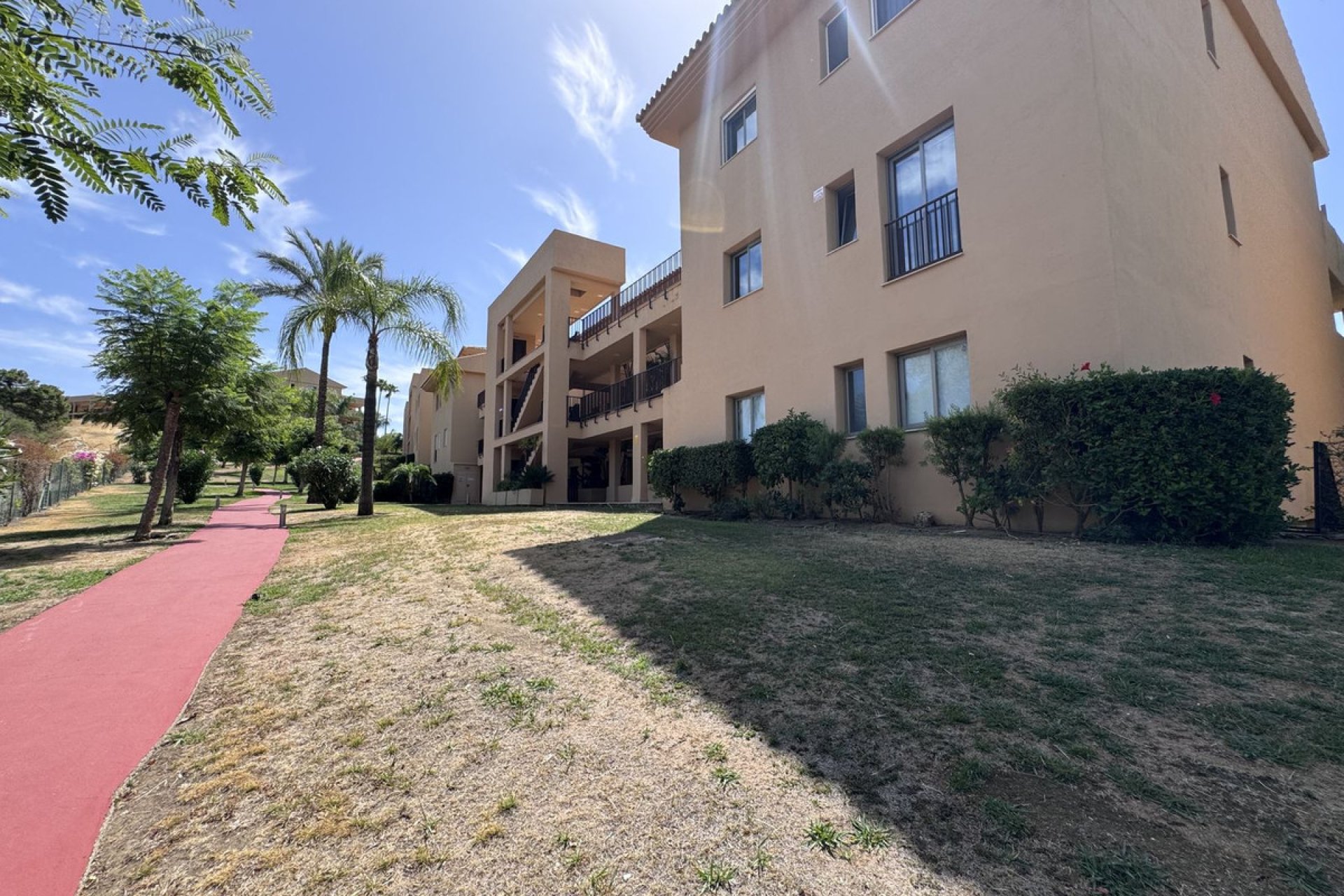 Resale - Apartment - Ground Floor Apartment - Estepona - Estepona Centro